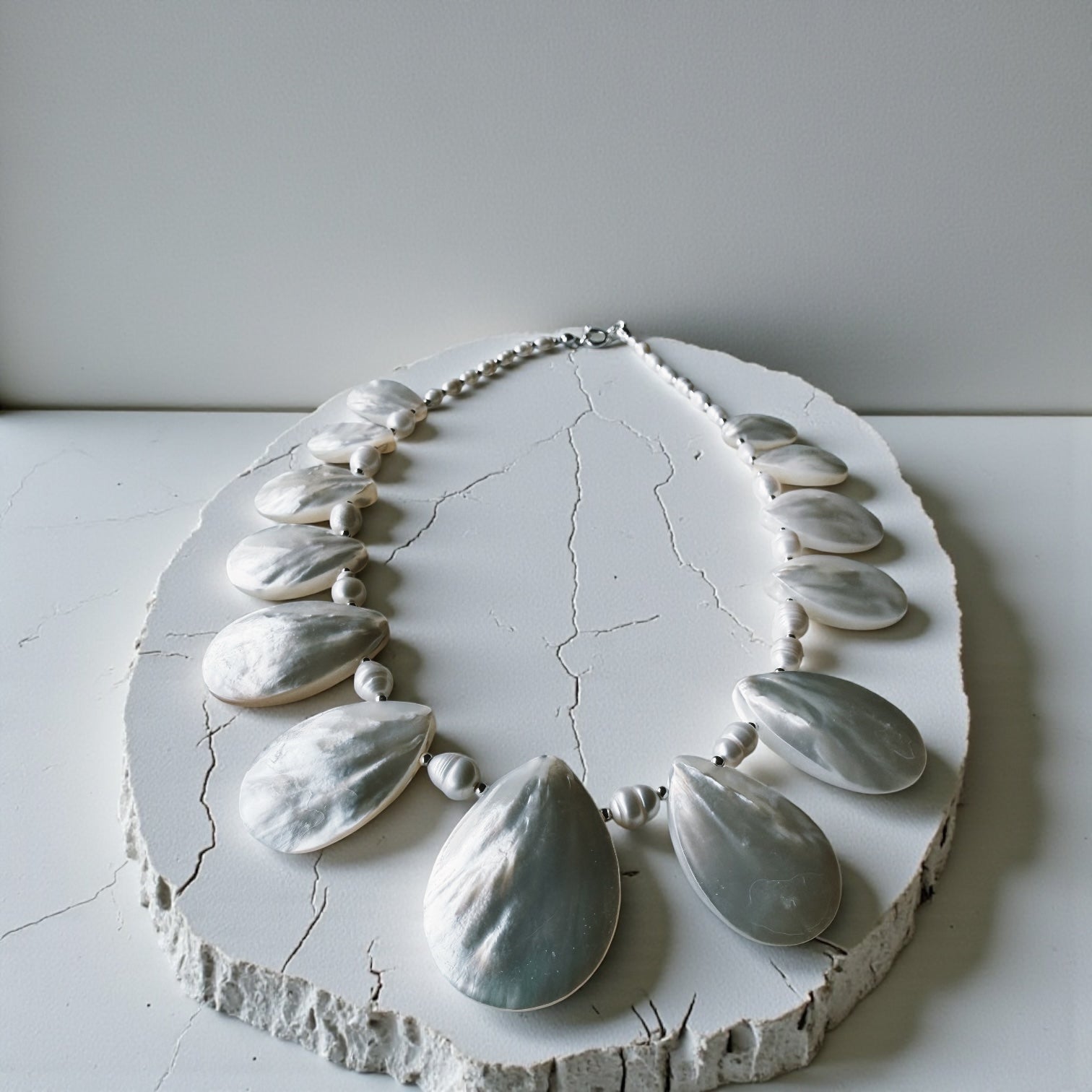 Collar Moonfall