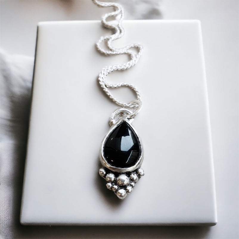 Colgante Mini Gota Empelotada Corte Briolette - Varias Piedras