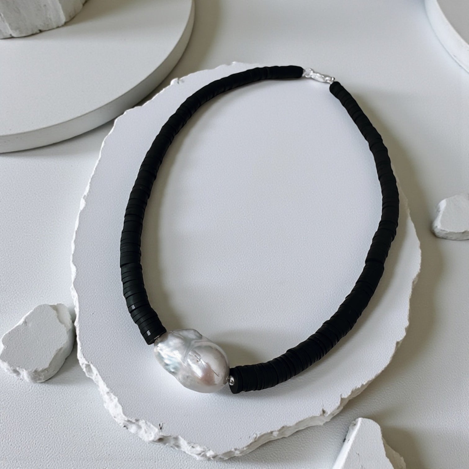 Collar Choker Contraluz