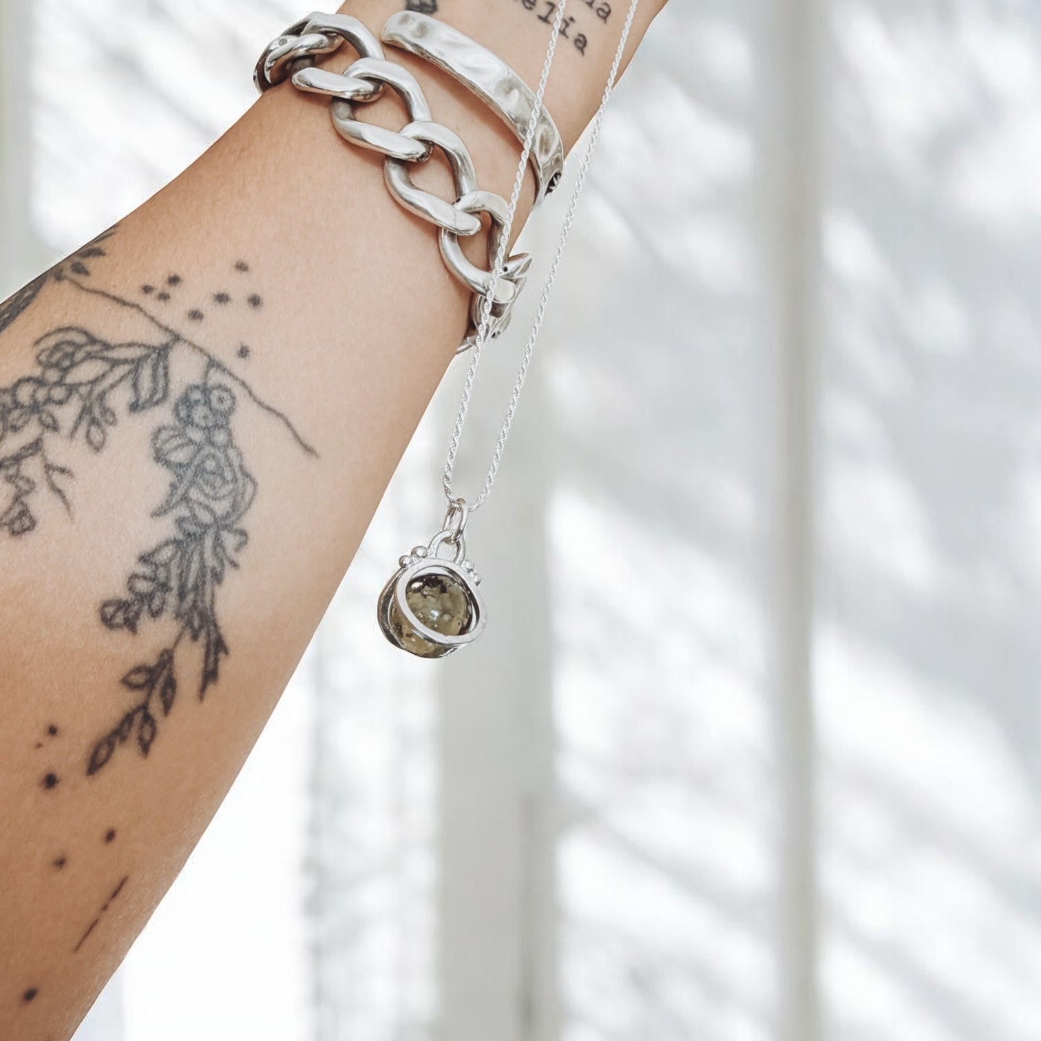 Colgante Mini Halo "L” Lumi Glow