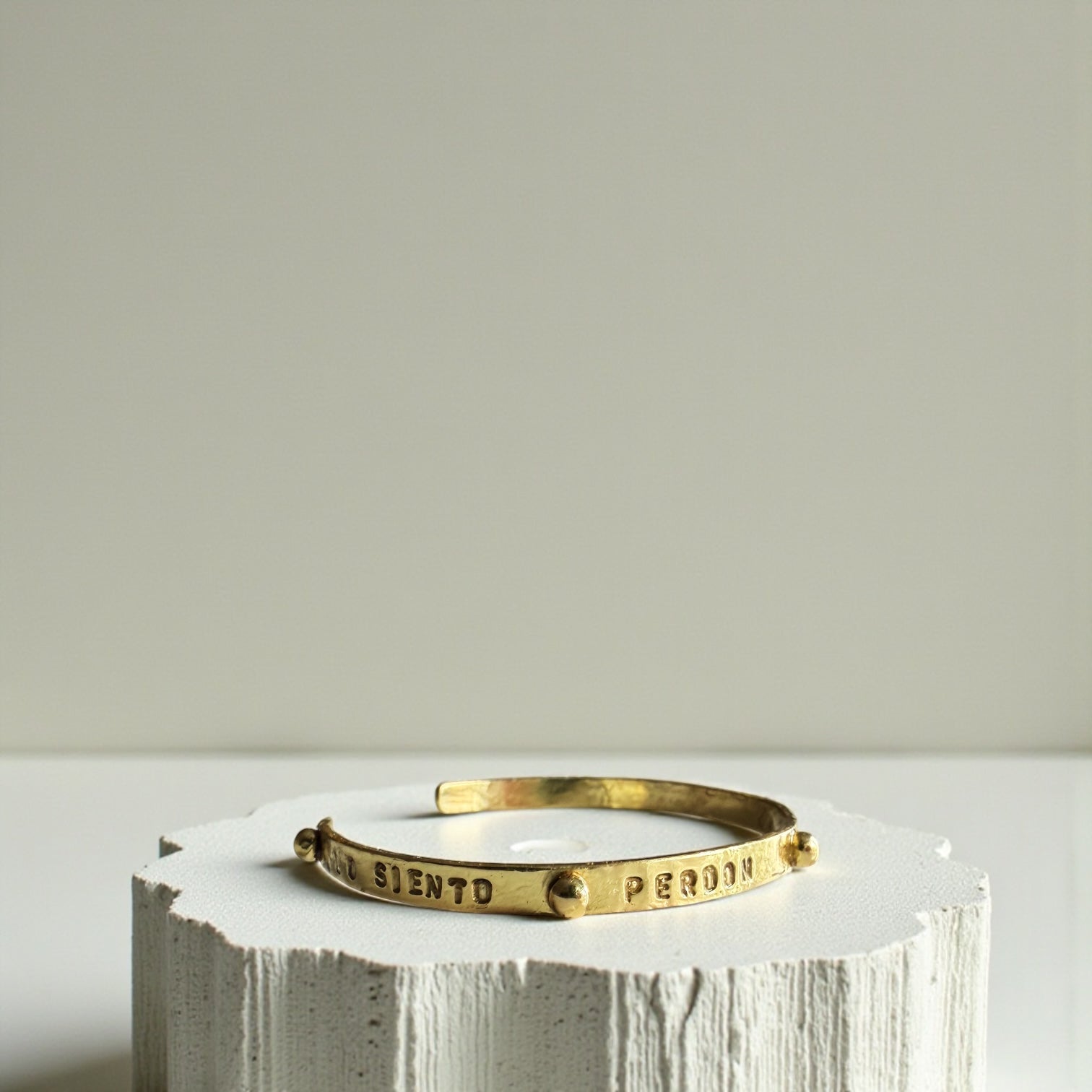 Esclava Hoponopono - Bronce