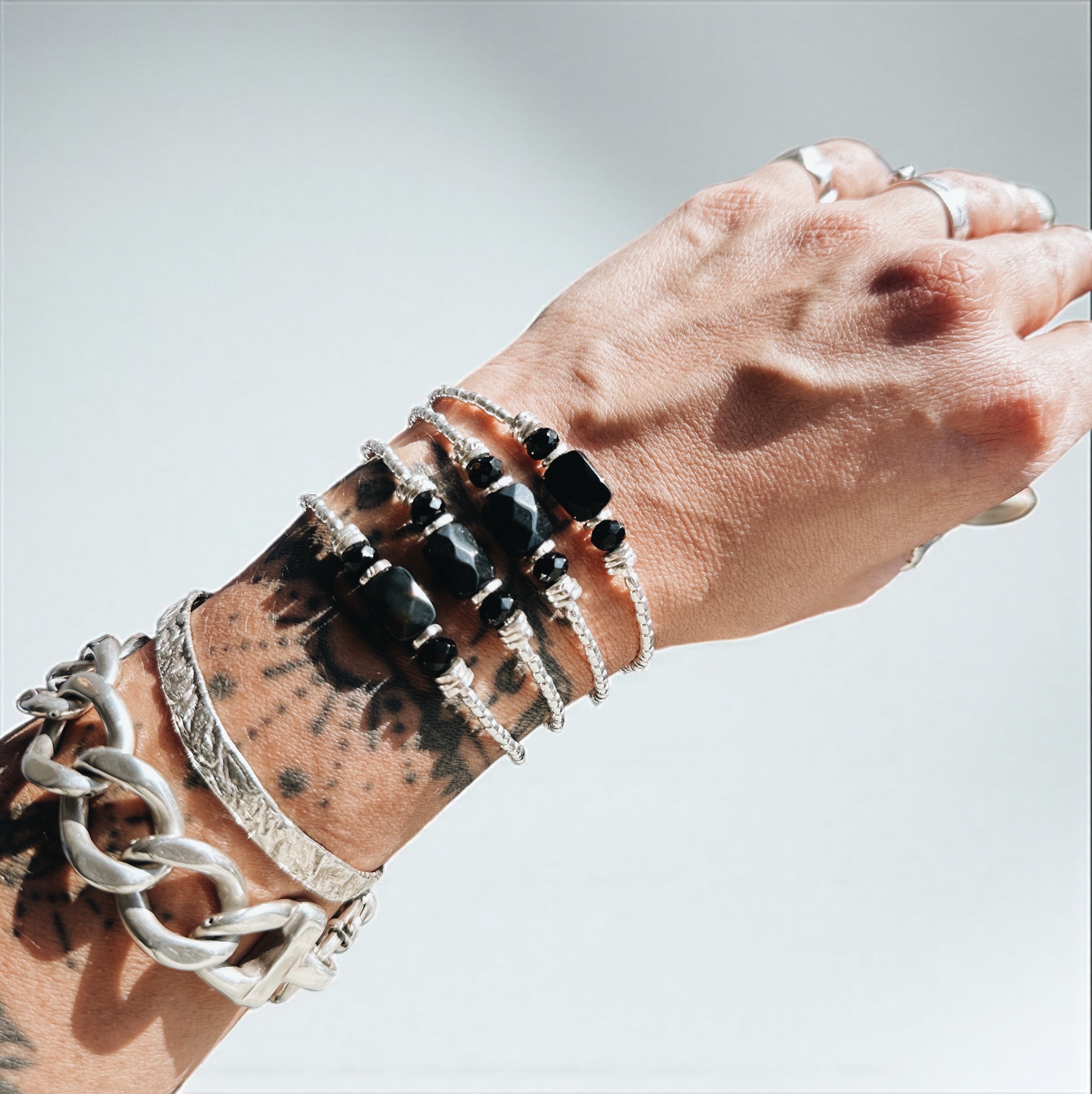 Pulsera Luna Negra