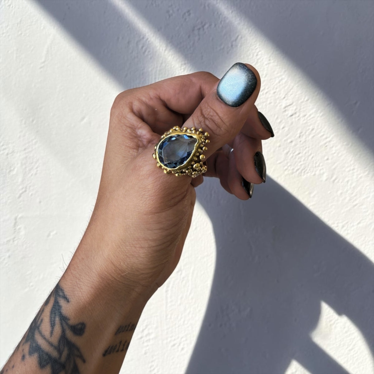 Anillo Gota Pomposa Bronce - Topacio Azul