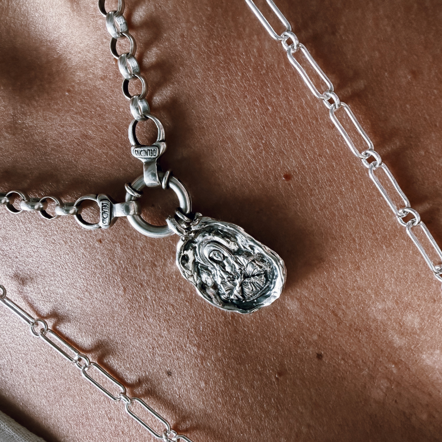 Colgante Medalla María Milagrosa - Oval Plata
