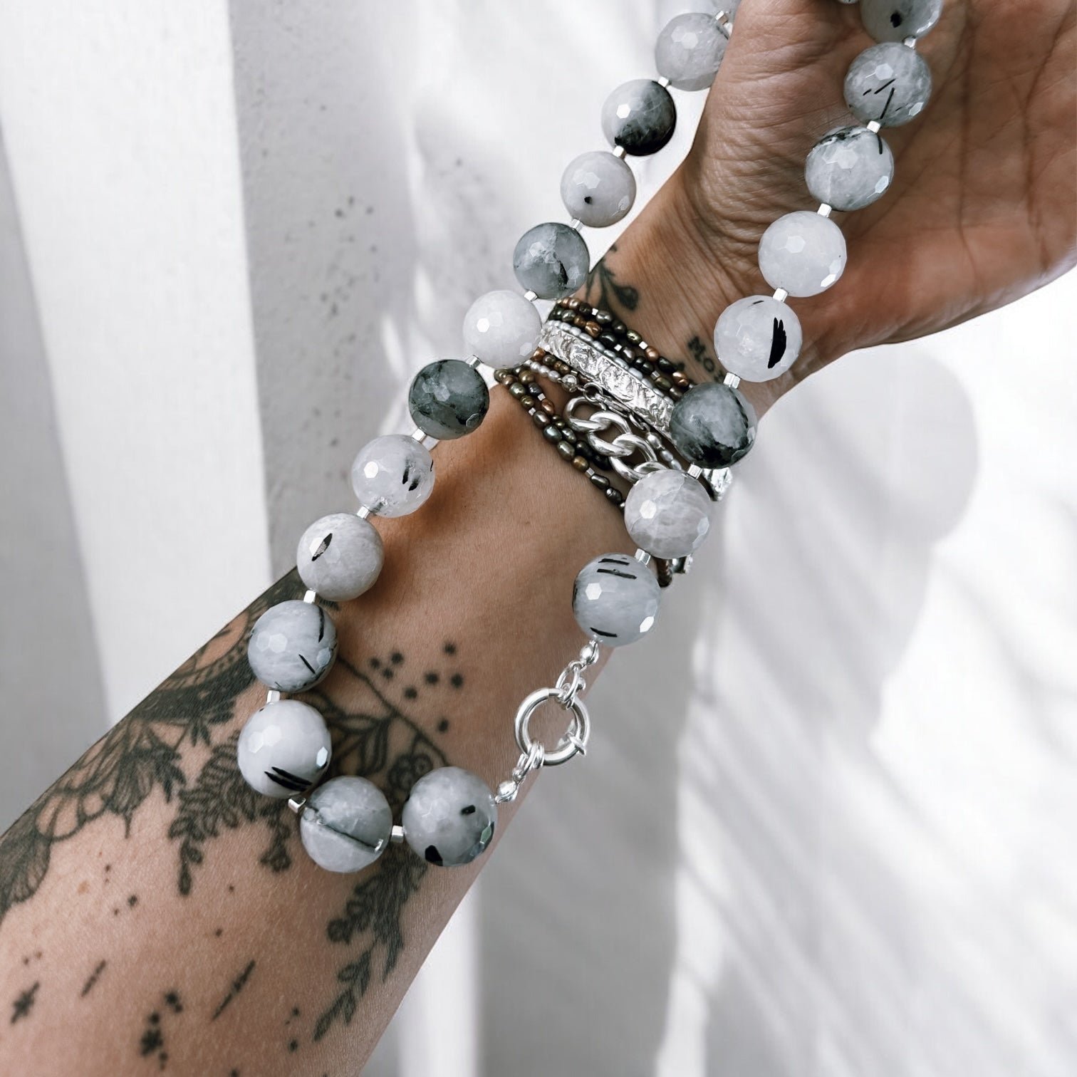 Collar Vilma - ByN - Cuarzo Turmalinado