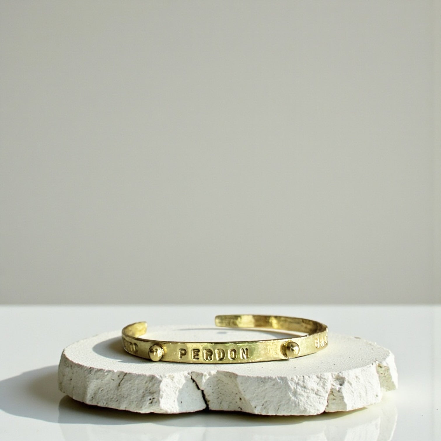 Esclava Hoponopono - Bronce