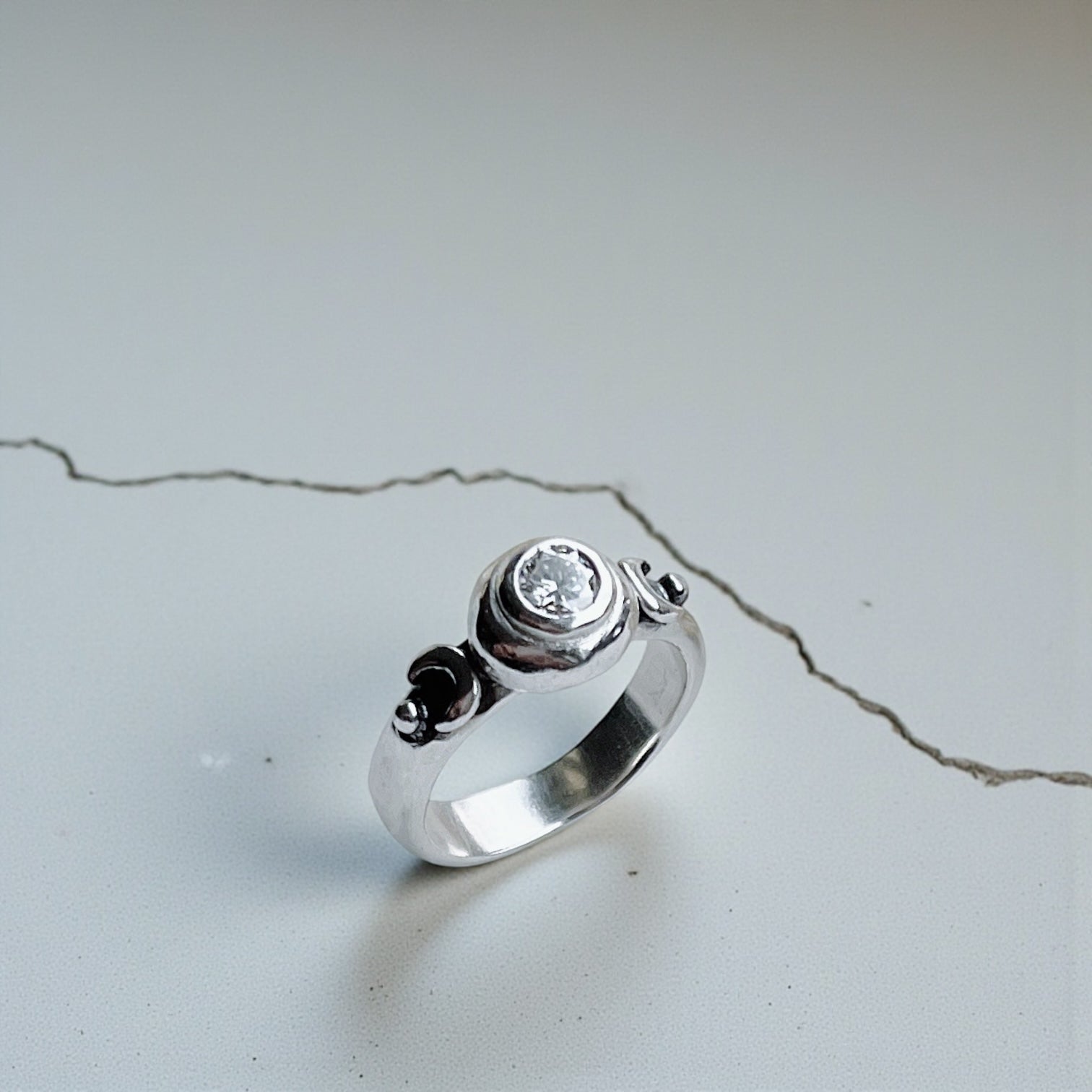 Anillo Selene Moissanita