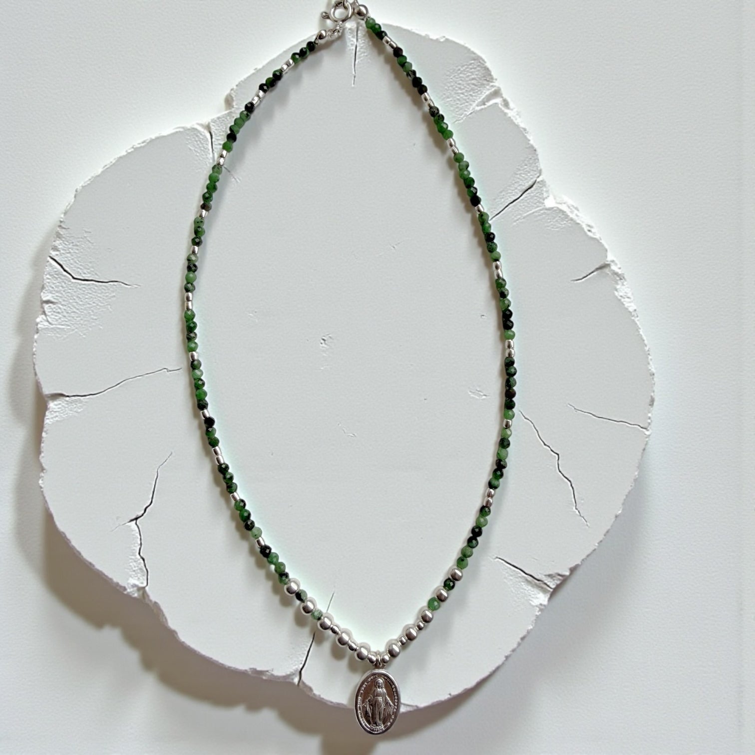 Collar Ruby Virgen de Los Rayos