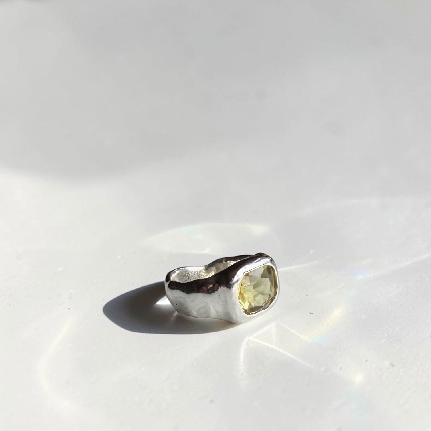 Anillo Ondina