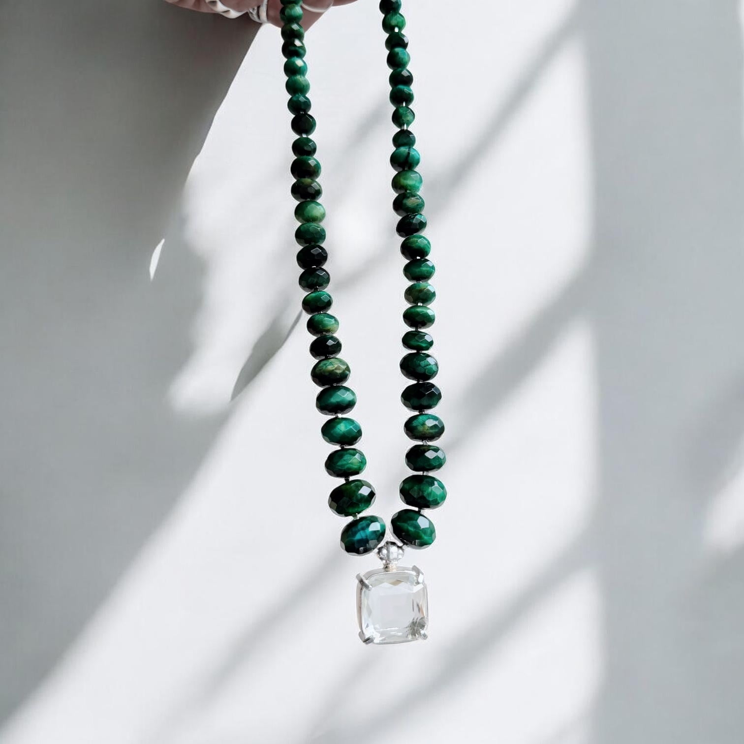 Collar Green Light