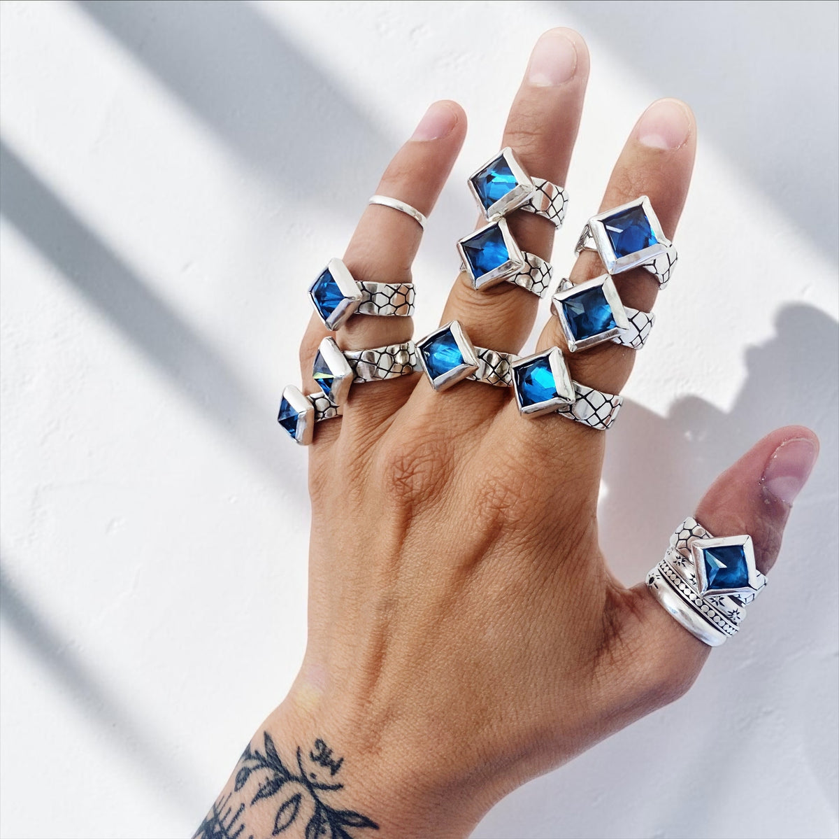 Anillo Piel de Serpiente + Rombo Topacio London Blue