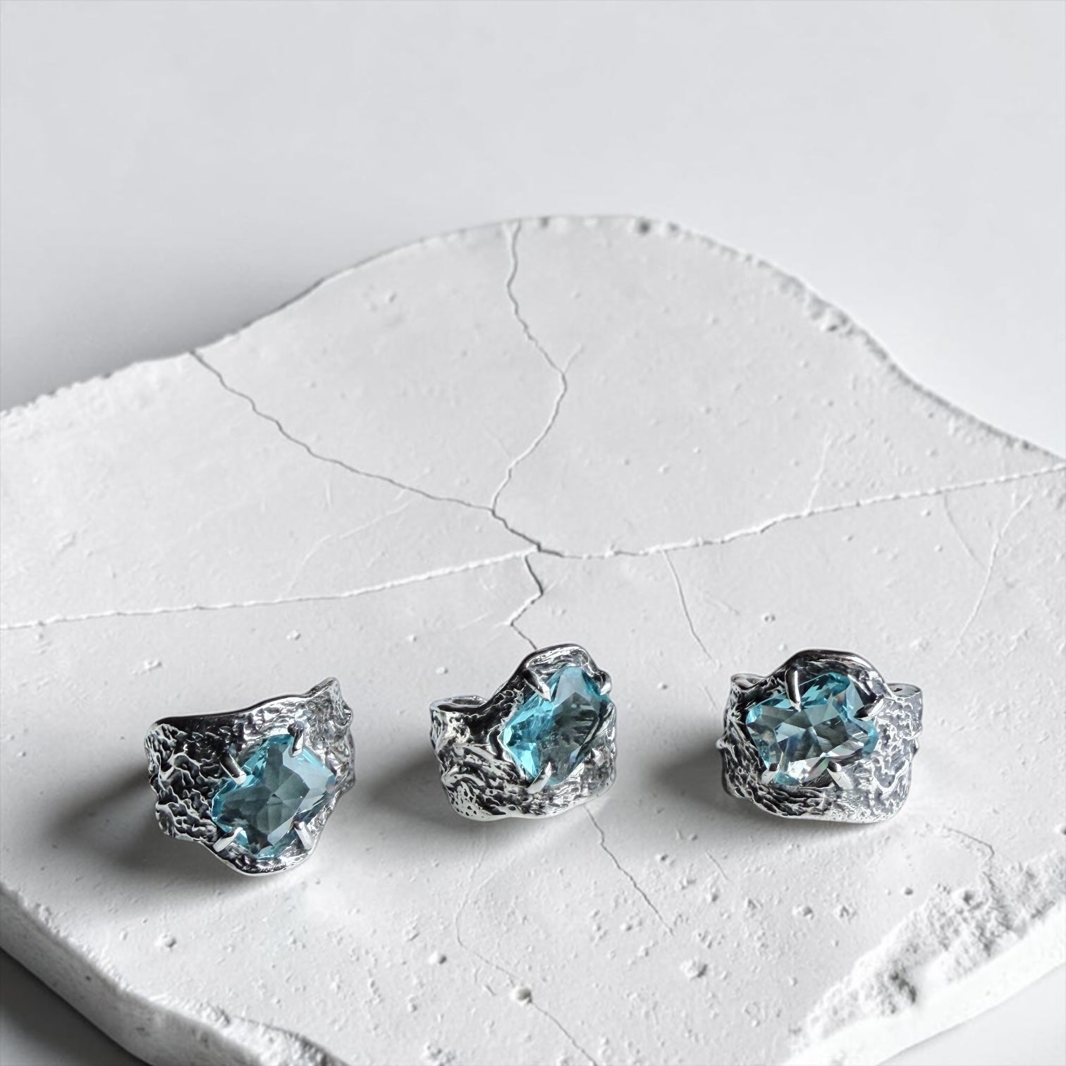 Anillo Debbie - Varias piedras
