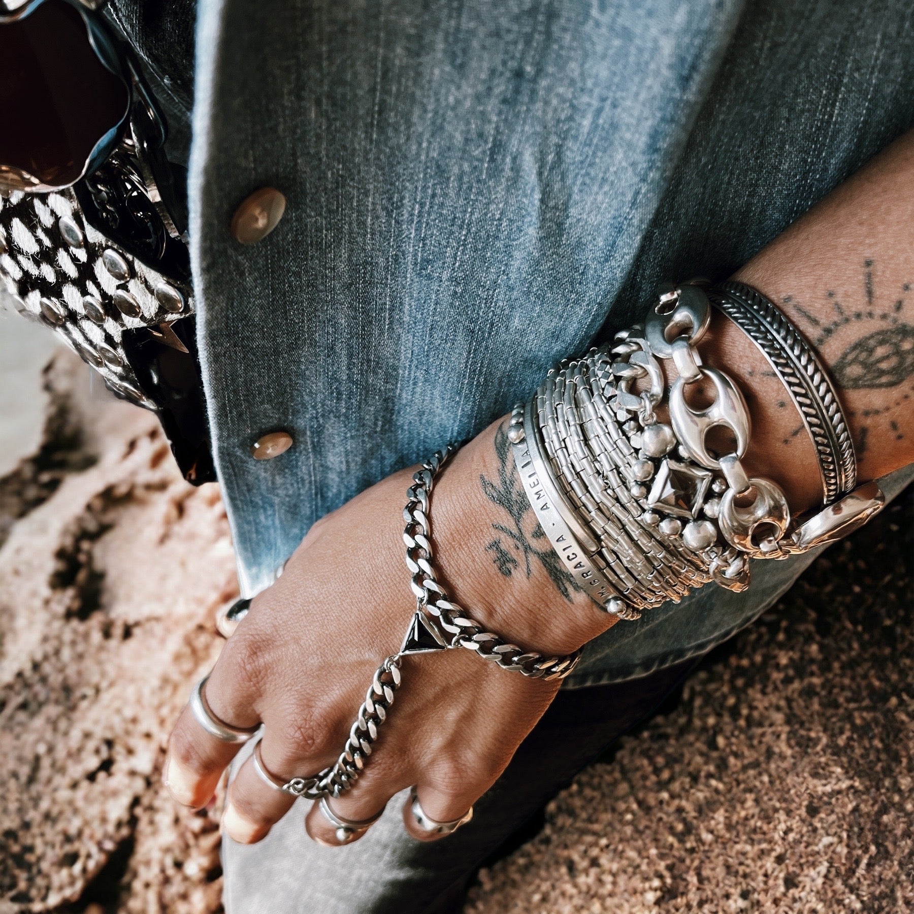 Hand Chain Anali - PREVENTA