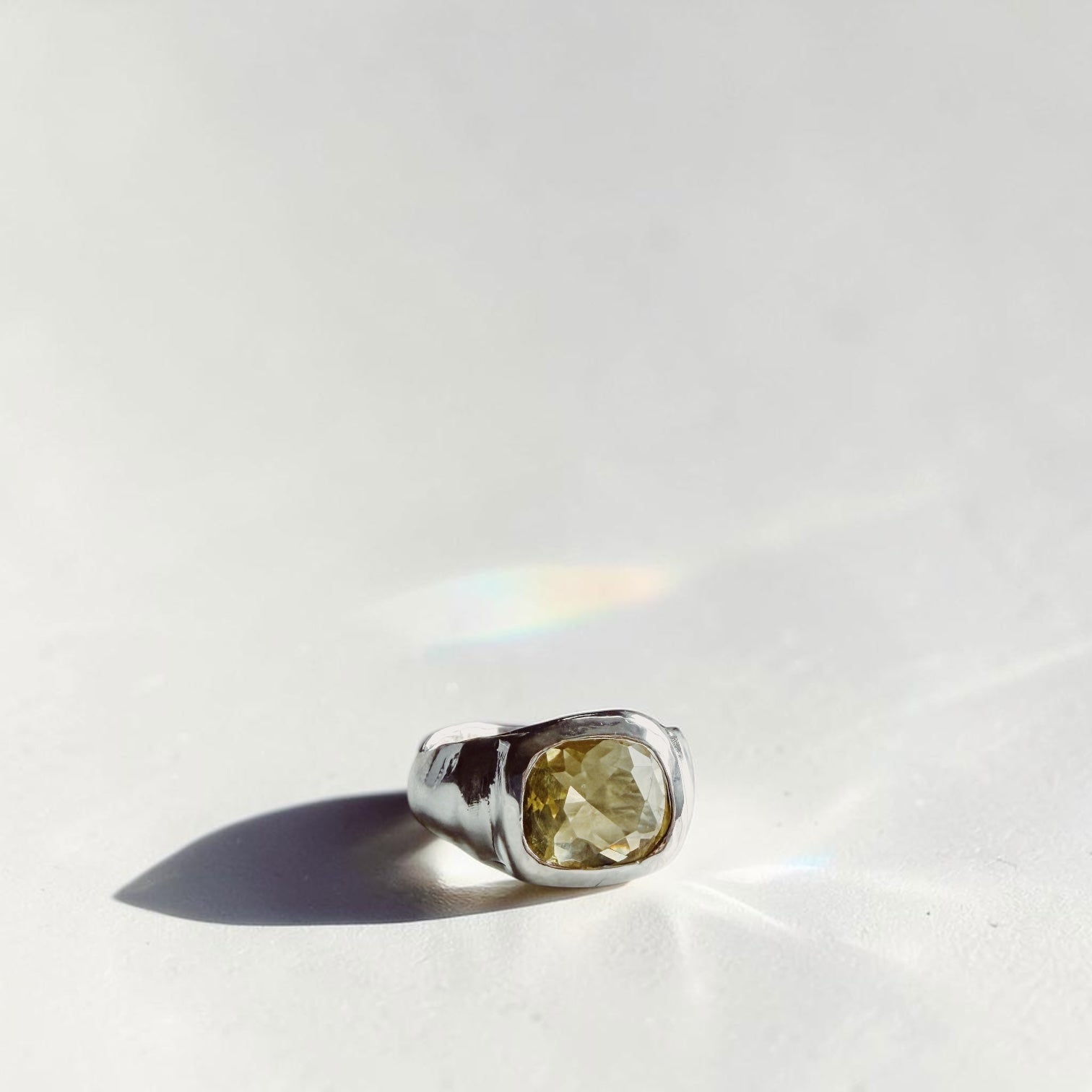 Anillo Ondina