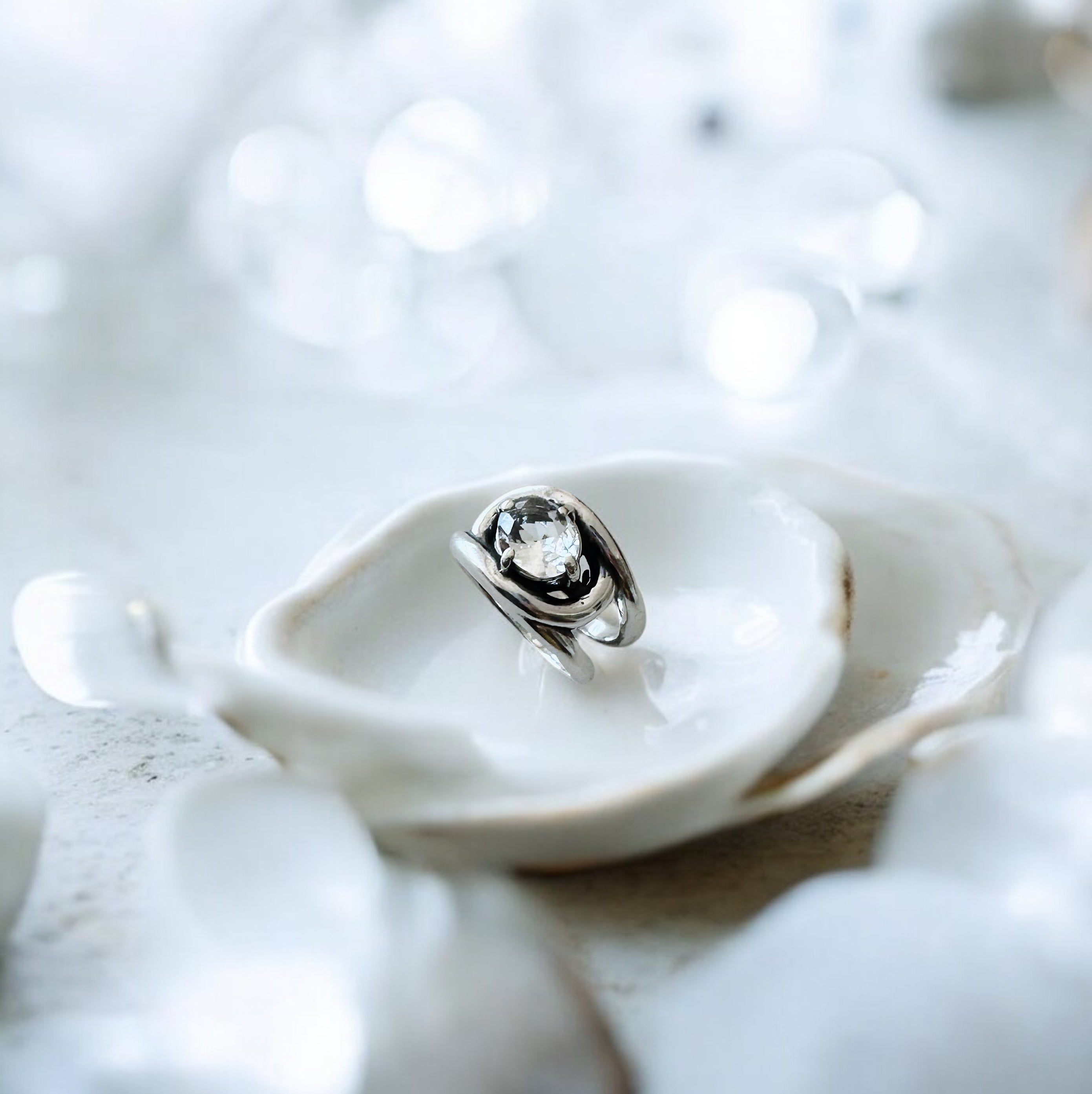 Anillo New York Dolls / Varias piedras