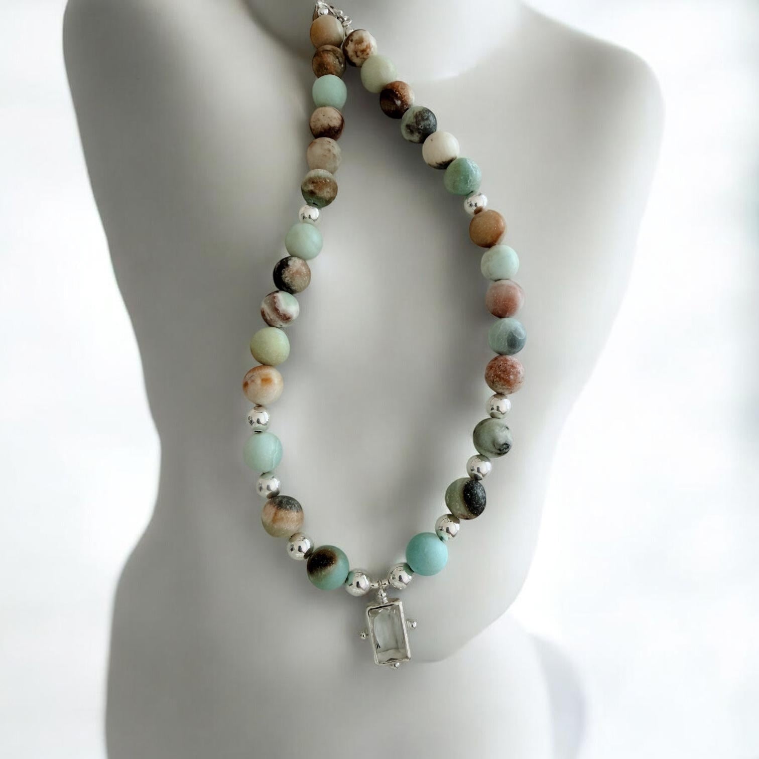 Collar Amazonita del Bosque