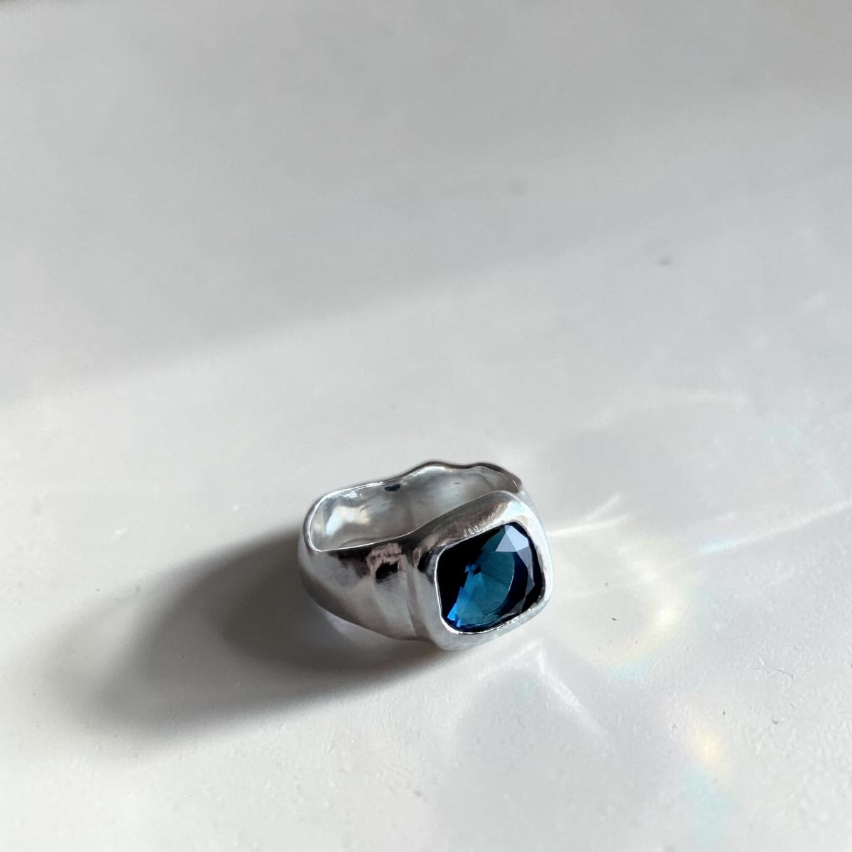 Anillo Ondina - London