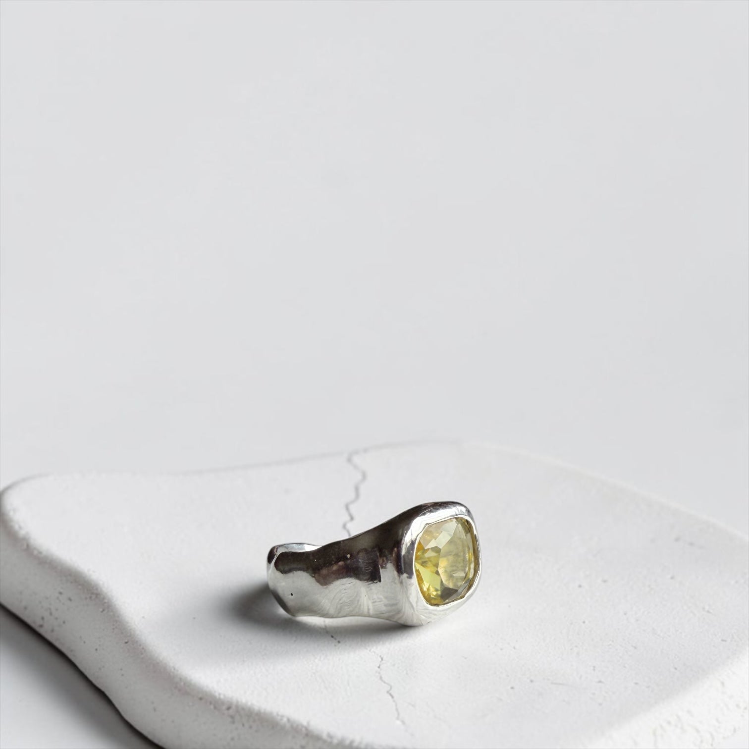 Anillo Ondina