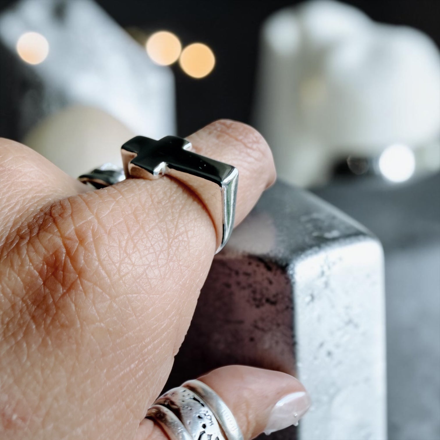 Anillo Crucis