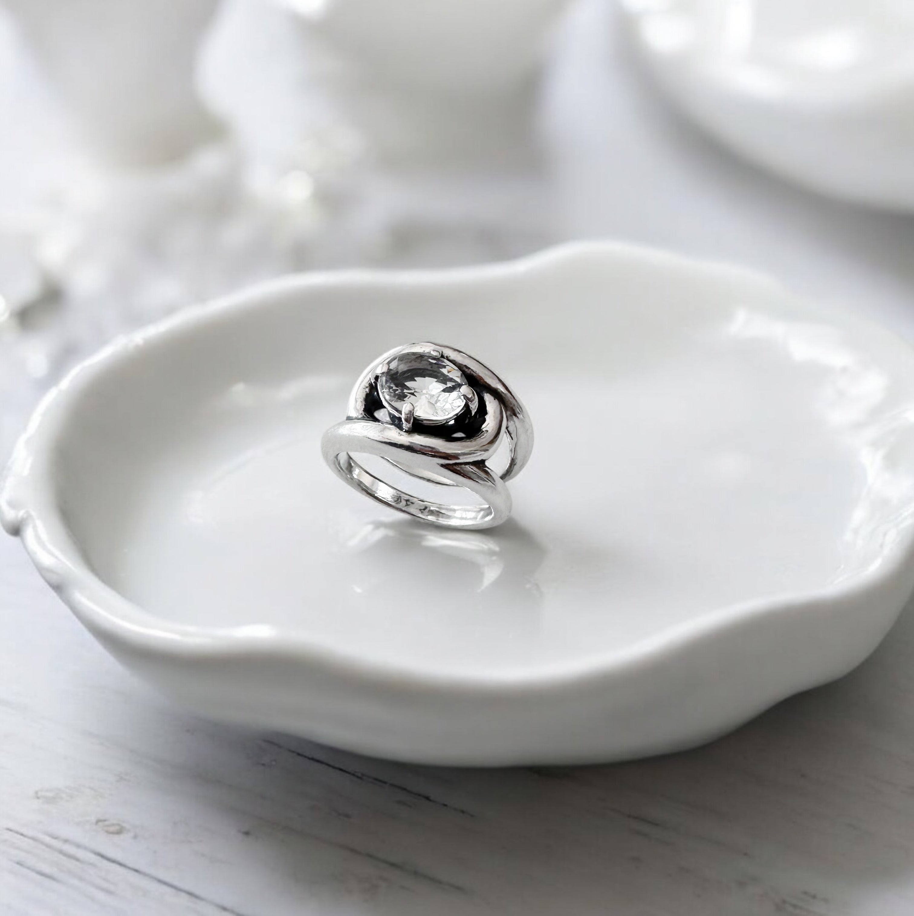 Anillo New York Dolls / Varias piedras