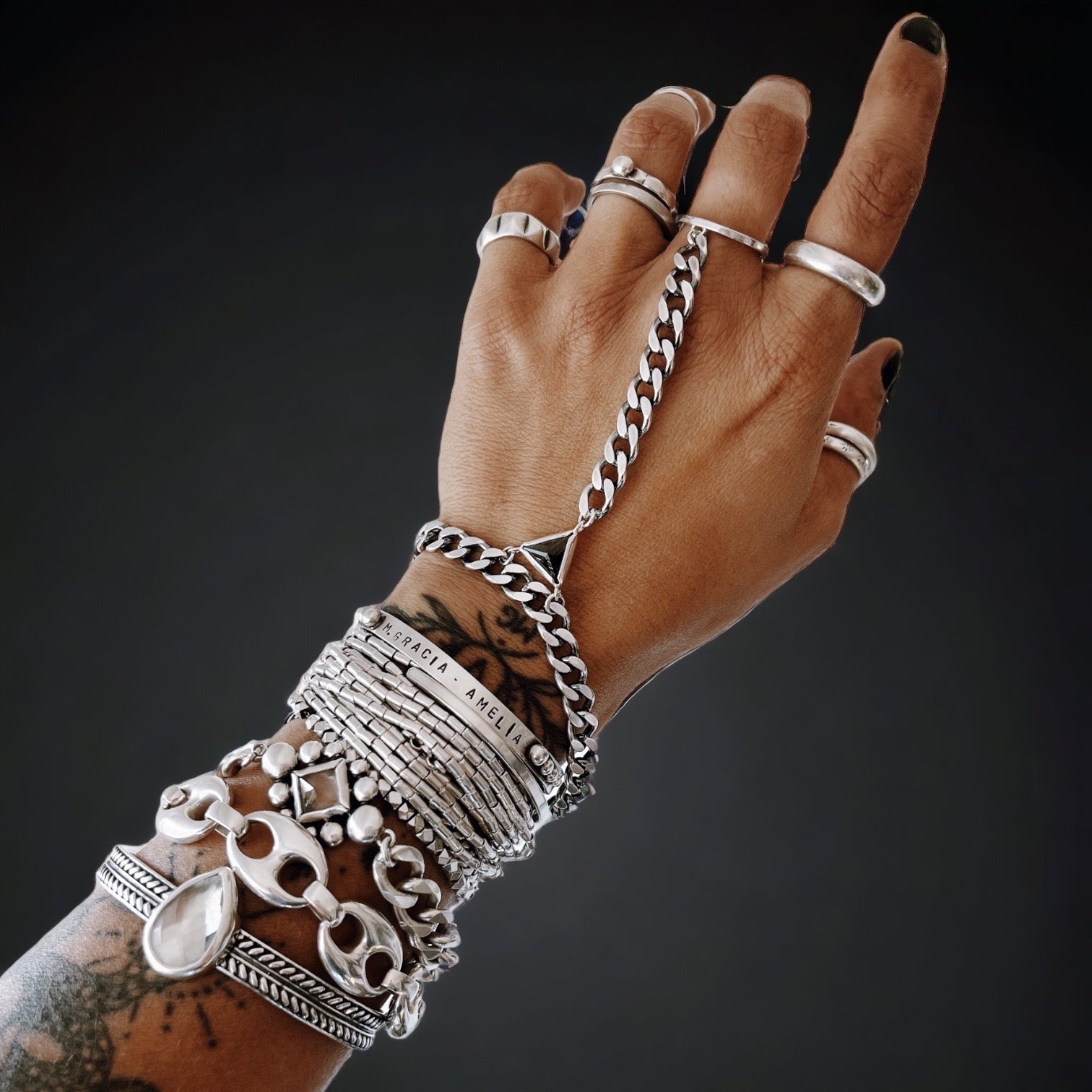 Hand Chain Anali - PREVENTA