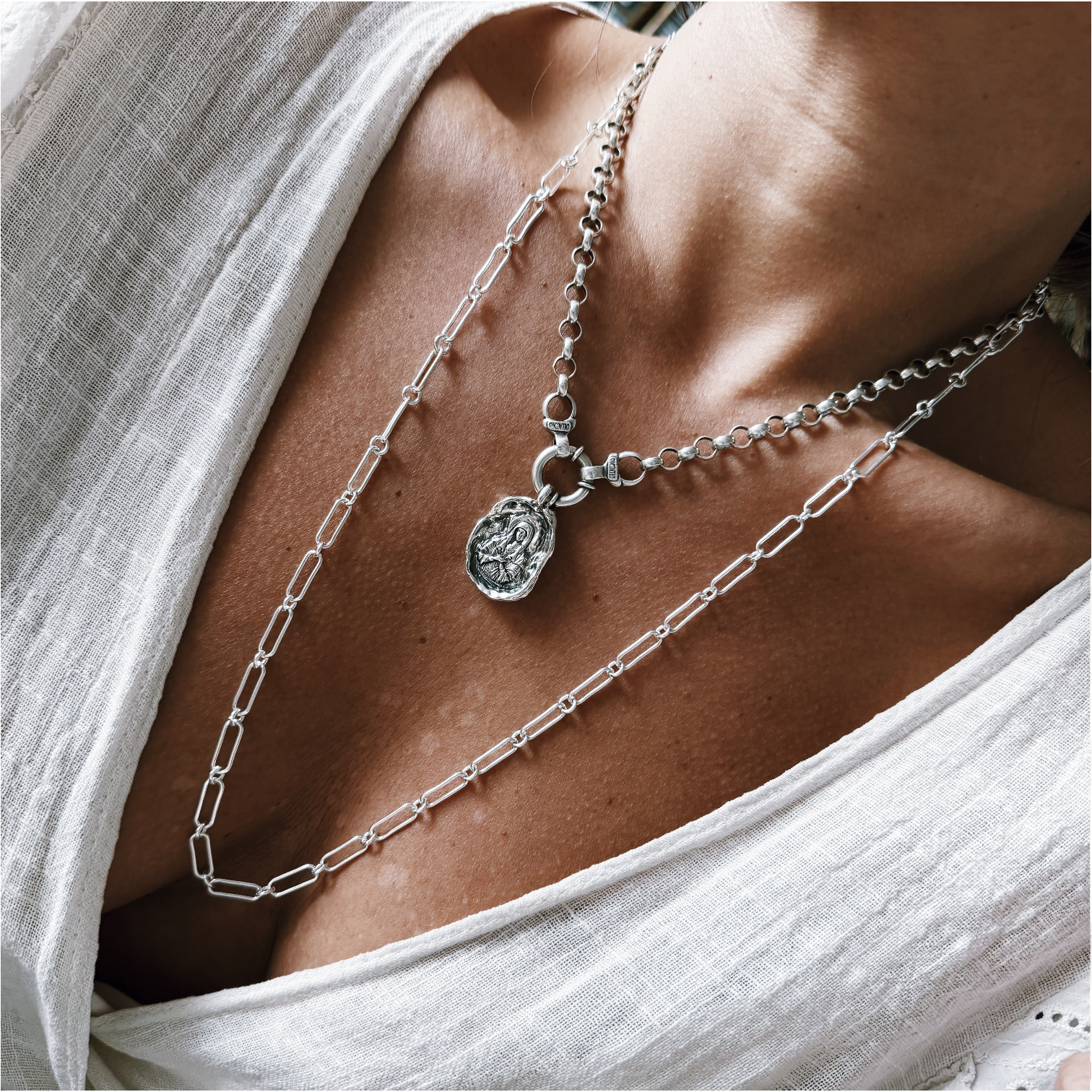 Colgante Medalla María Milagrosa - Oval Plata