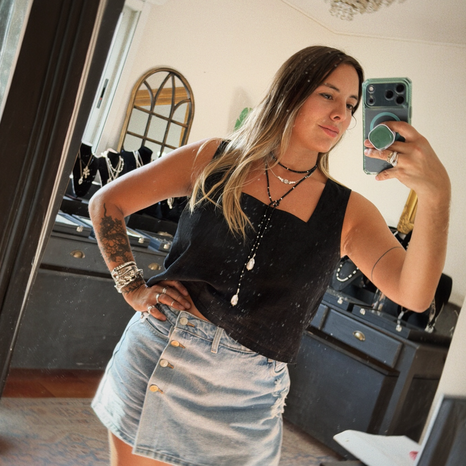 Collar Black Silk ~ Espinela y Perlas Barrocas