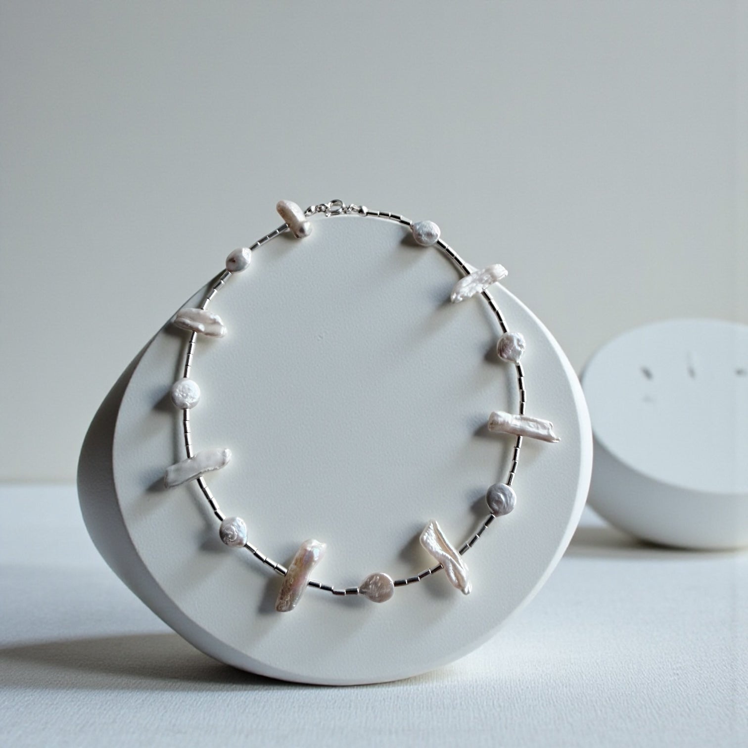 Collar Choker North
