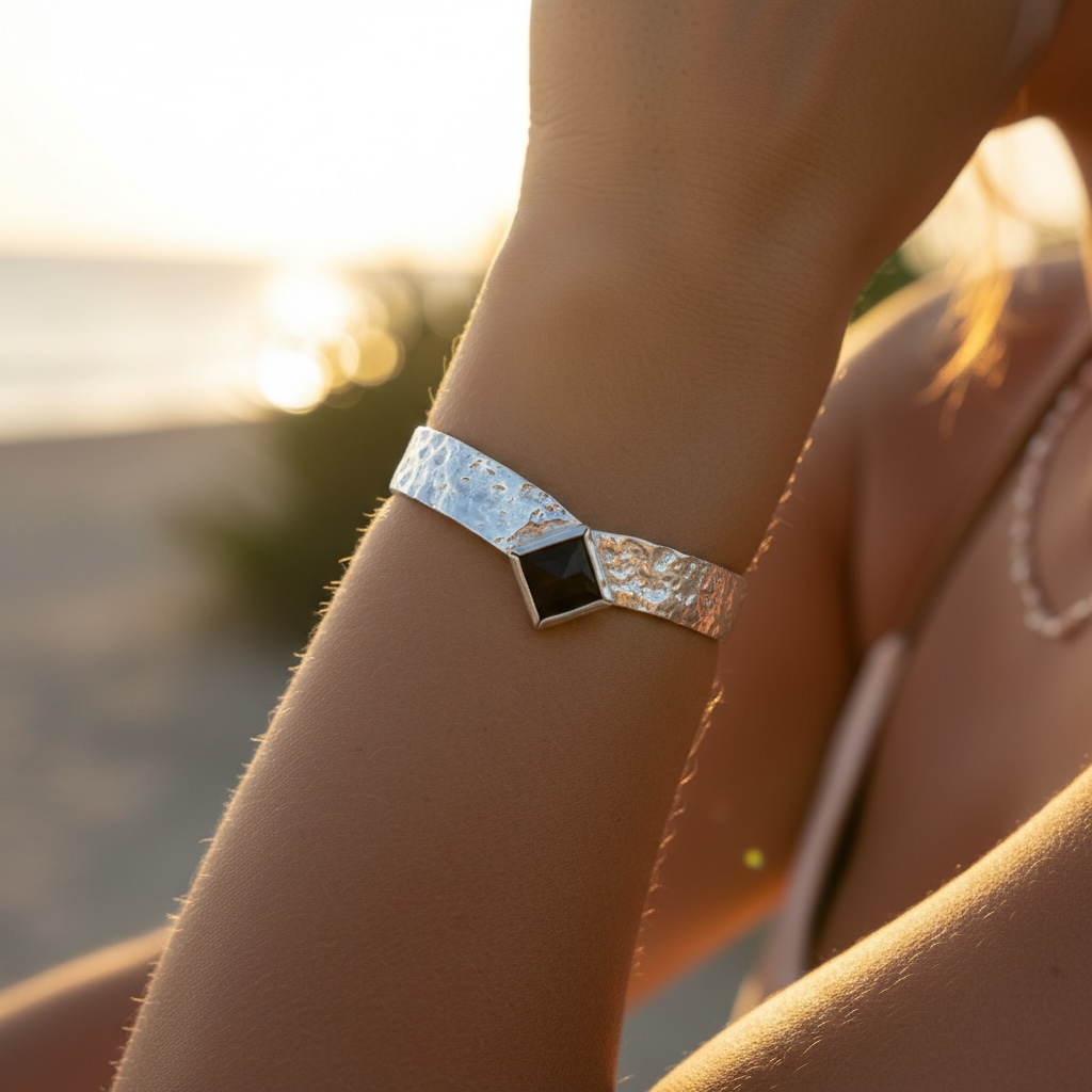 Esclava The Cleopatra Cuff