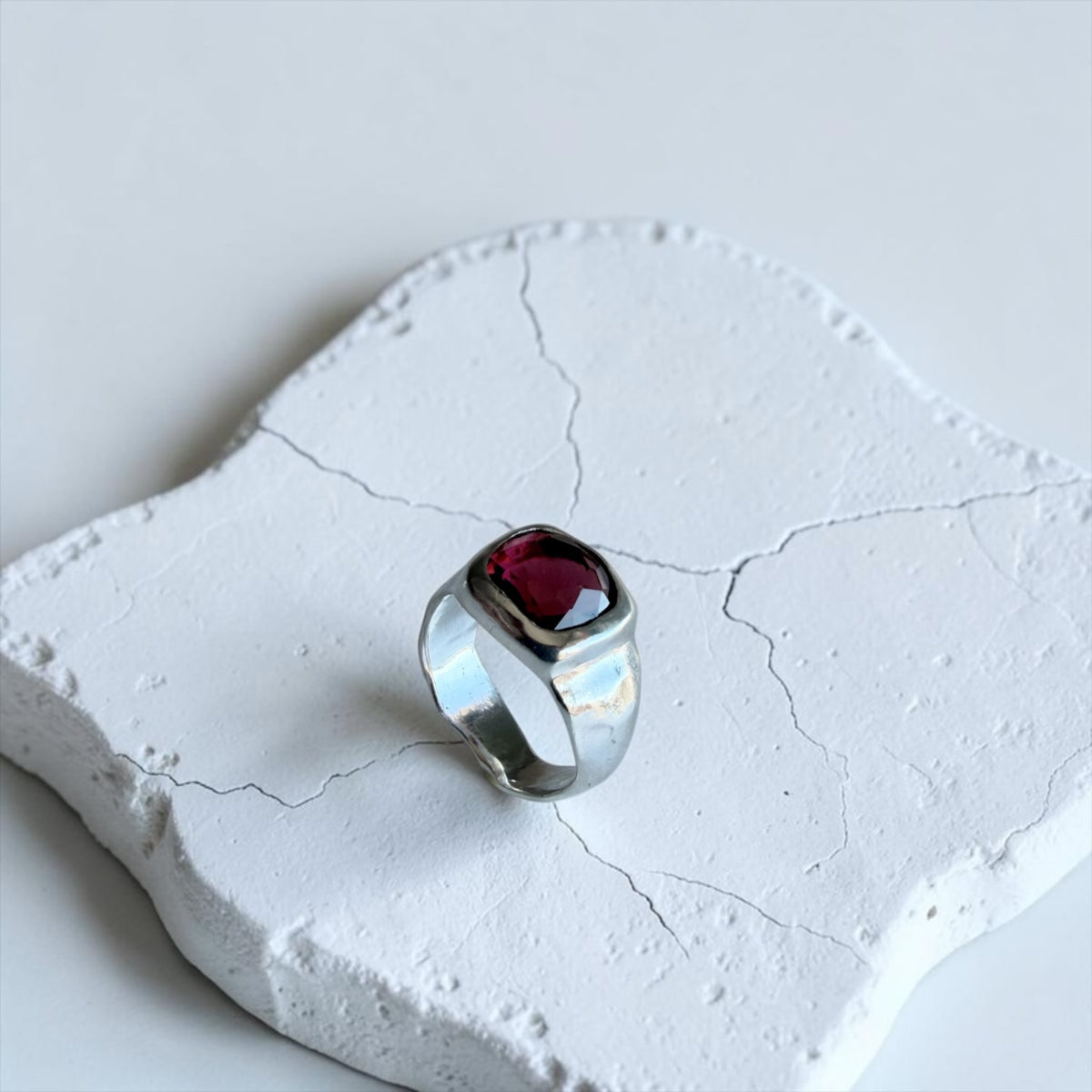 Anillo Ondina - London