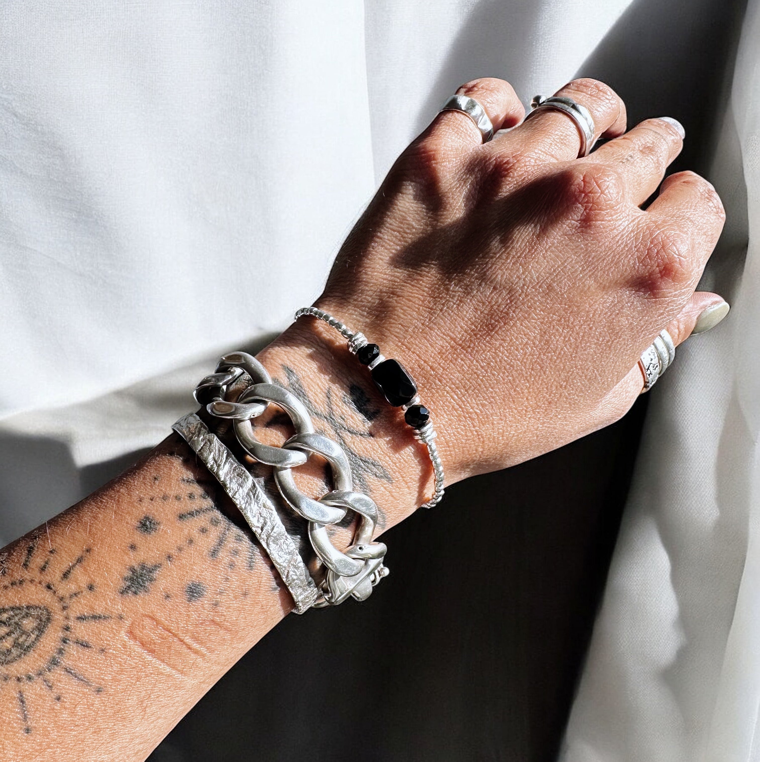 Pulsera Luna Negra