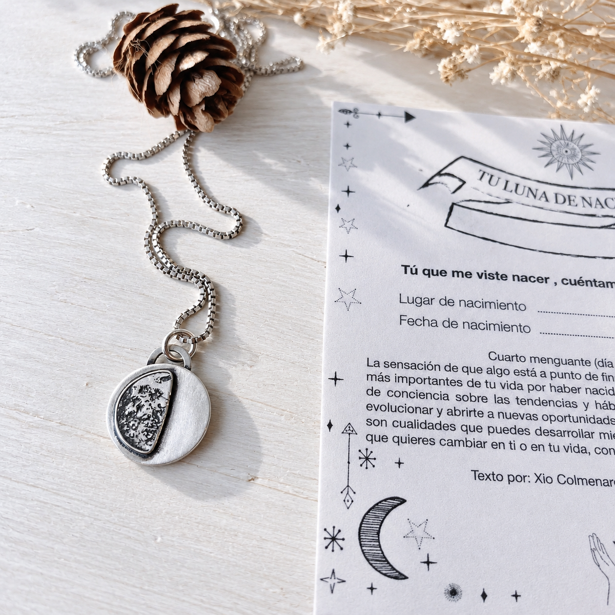 Collar Luna de Nacimiento