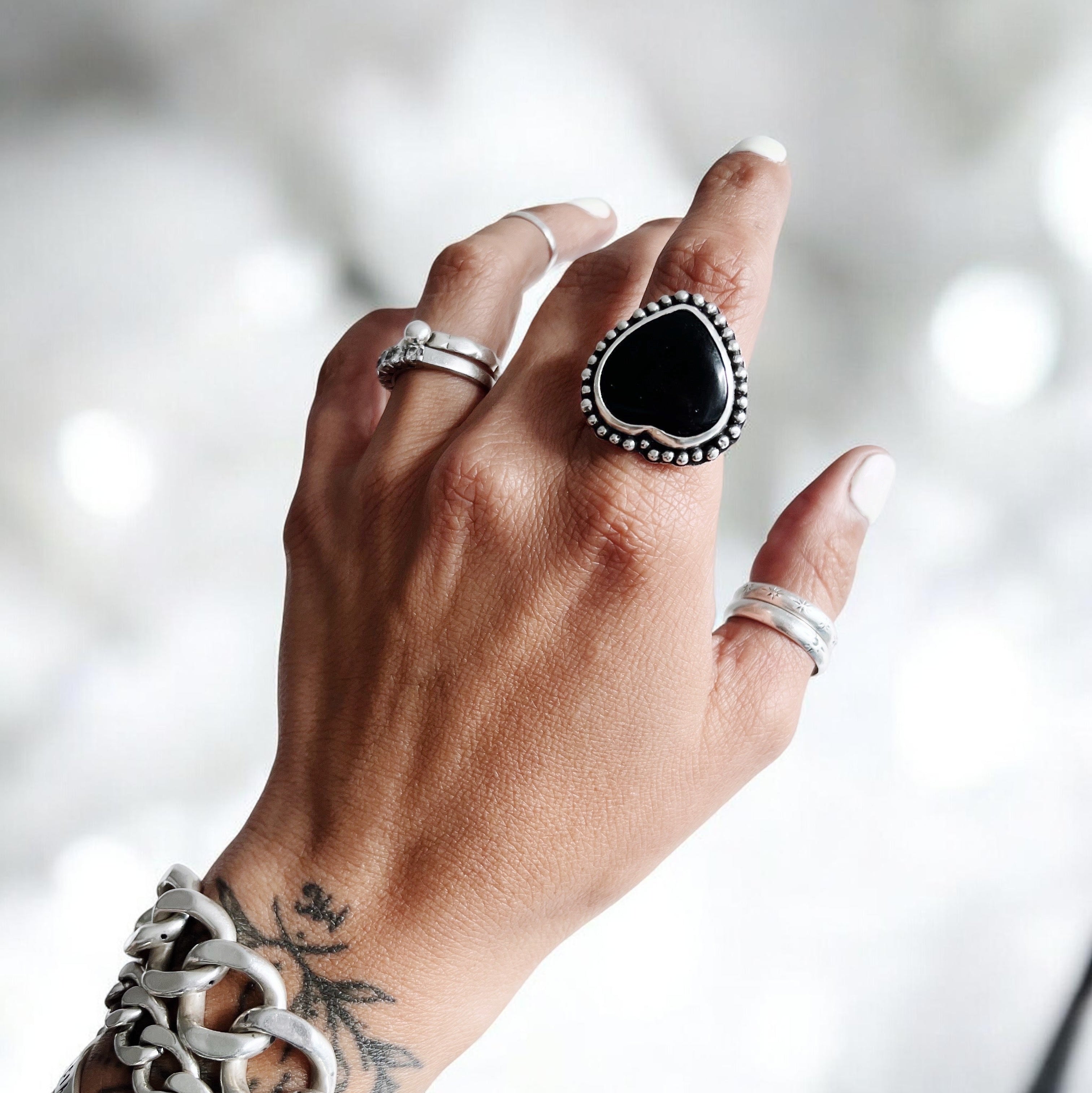 Anillo Gran Corazón Flamenco Onix