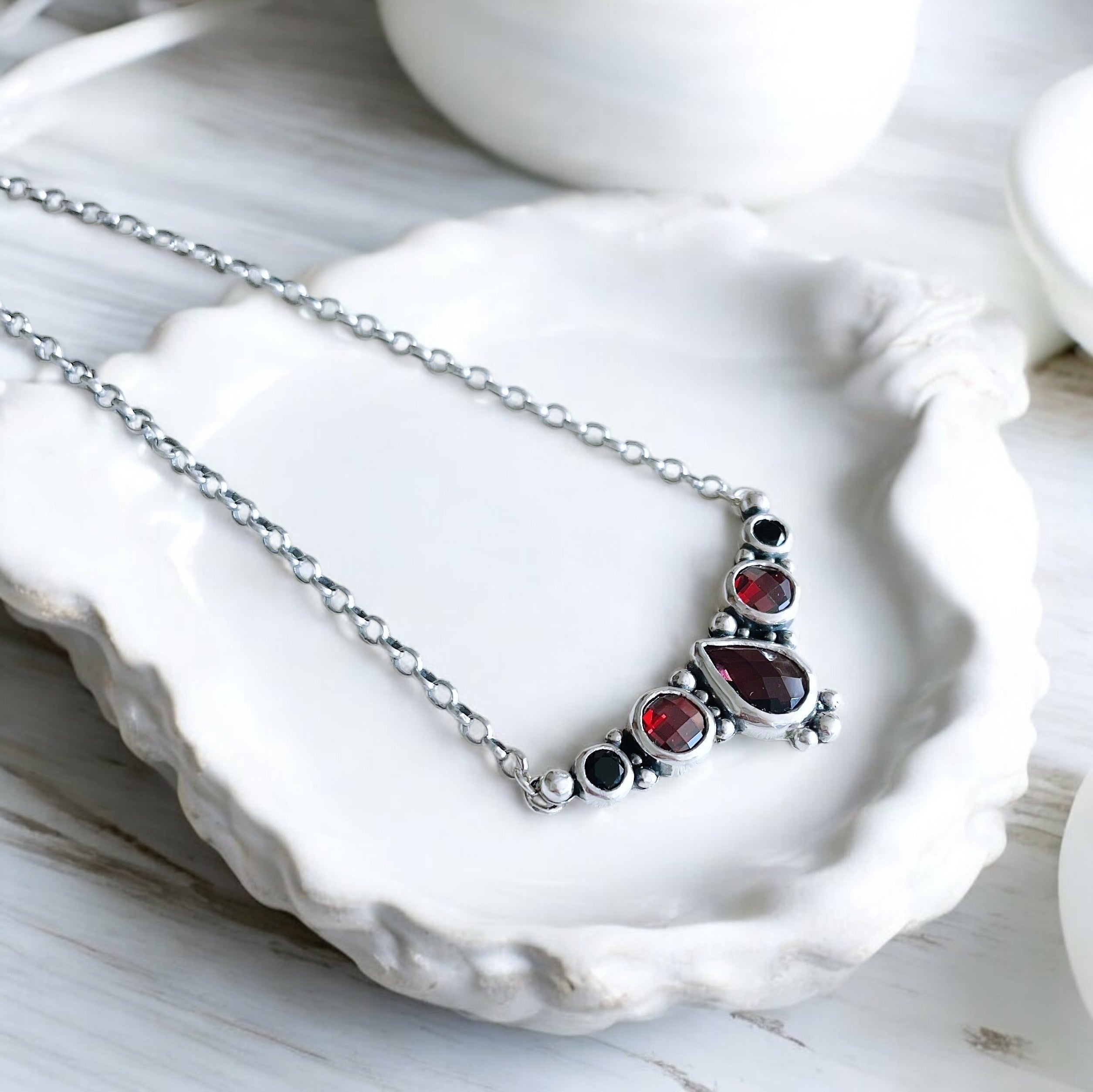 Collar Daydreaming Red Velvet