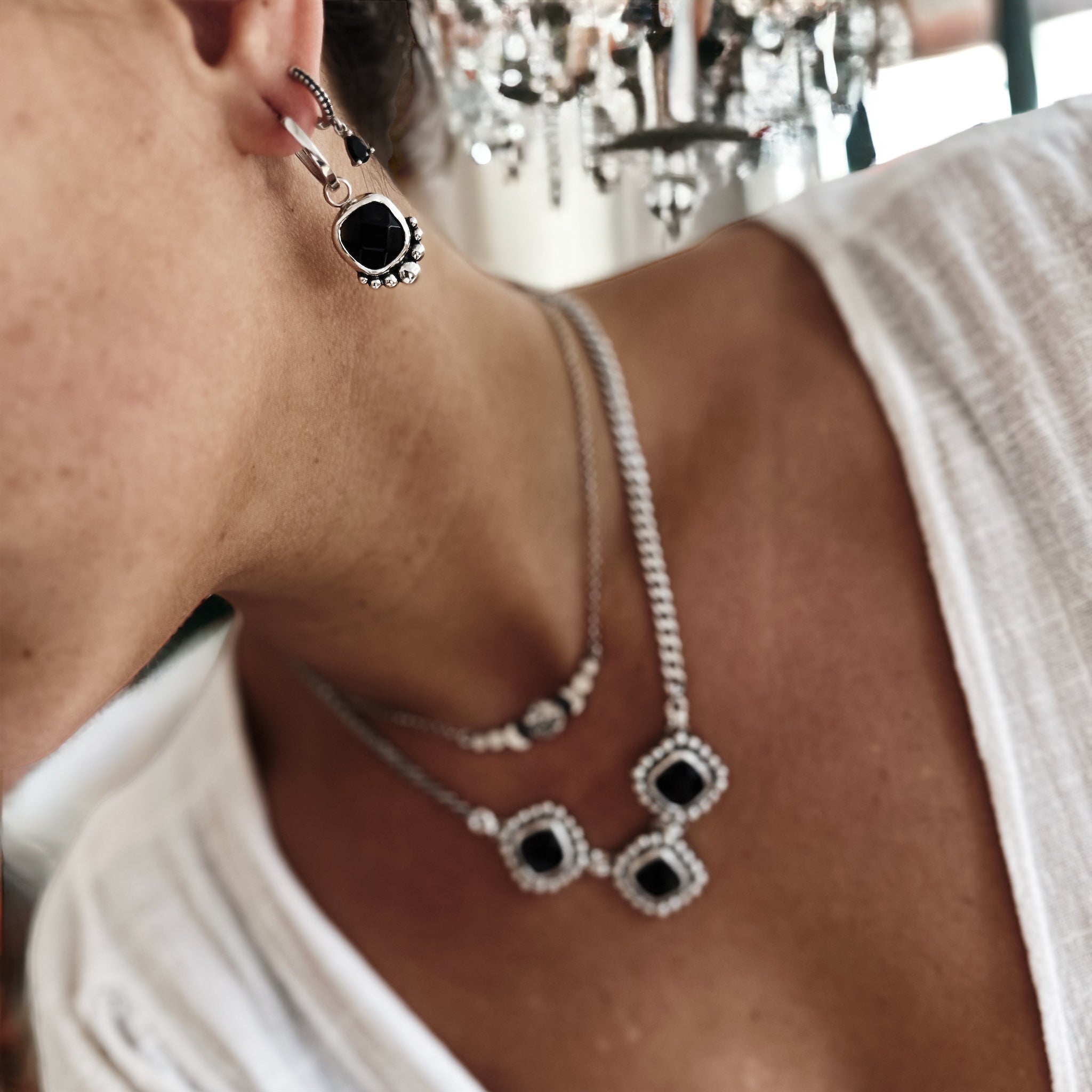 Conjunto Collar y Aros RosaMari Onix - PREVENTA