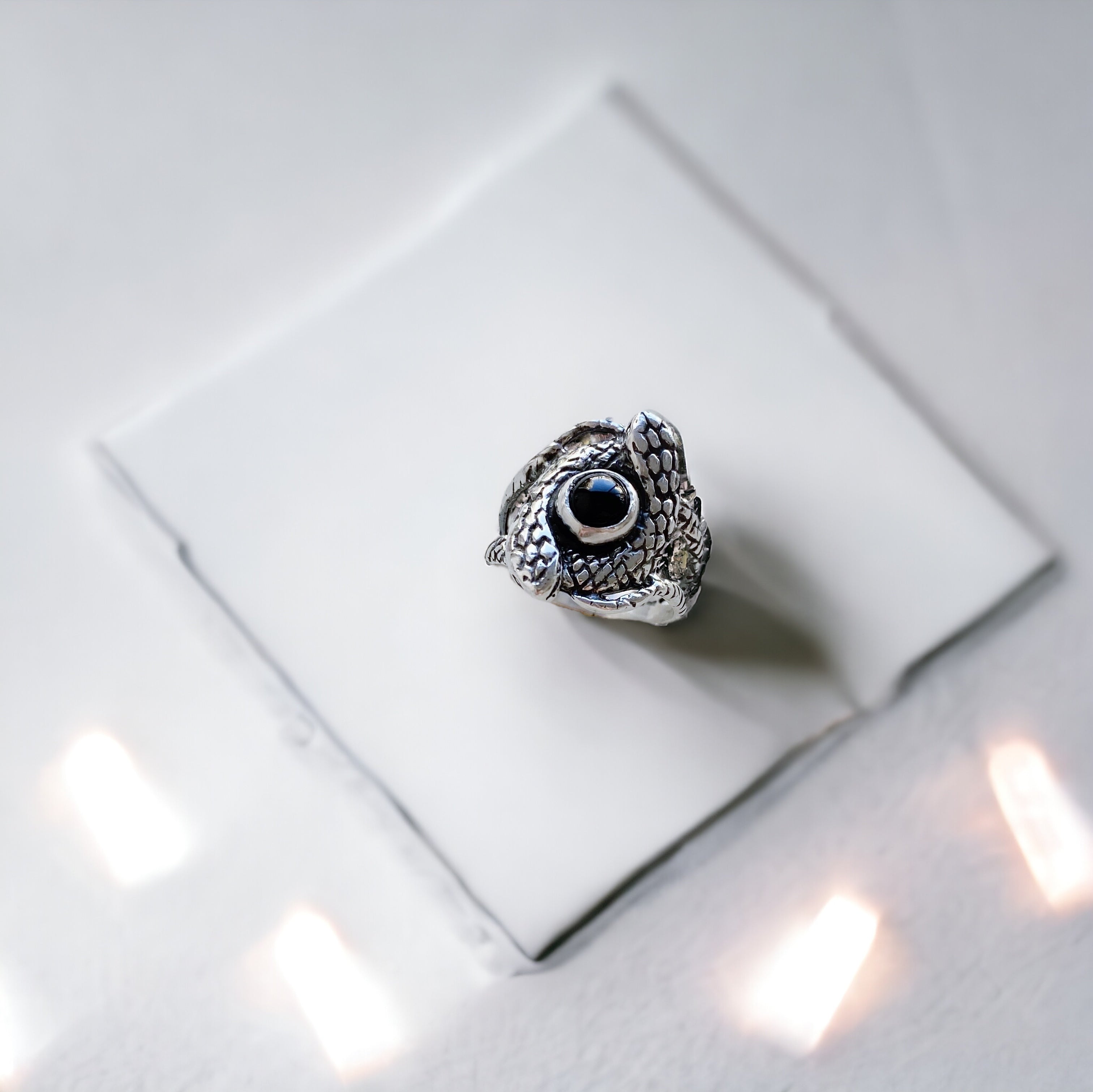 Anillo Reptilia Onix