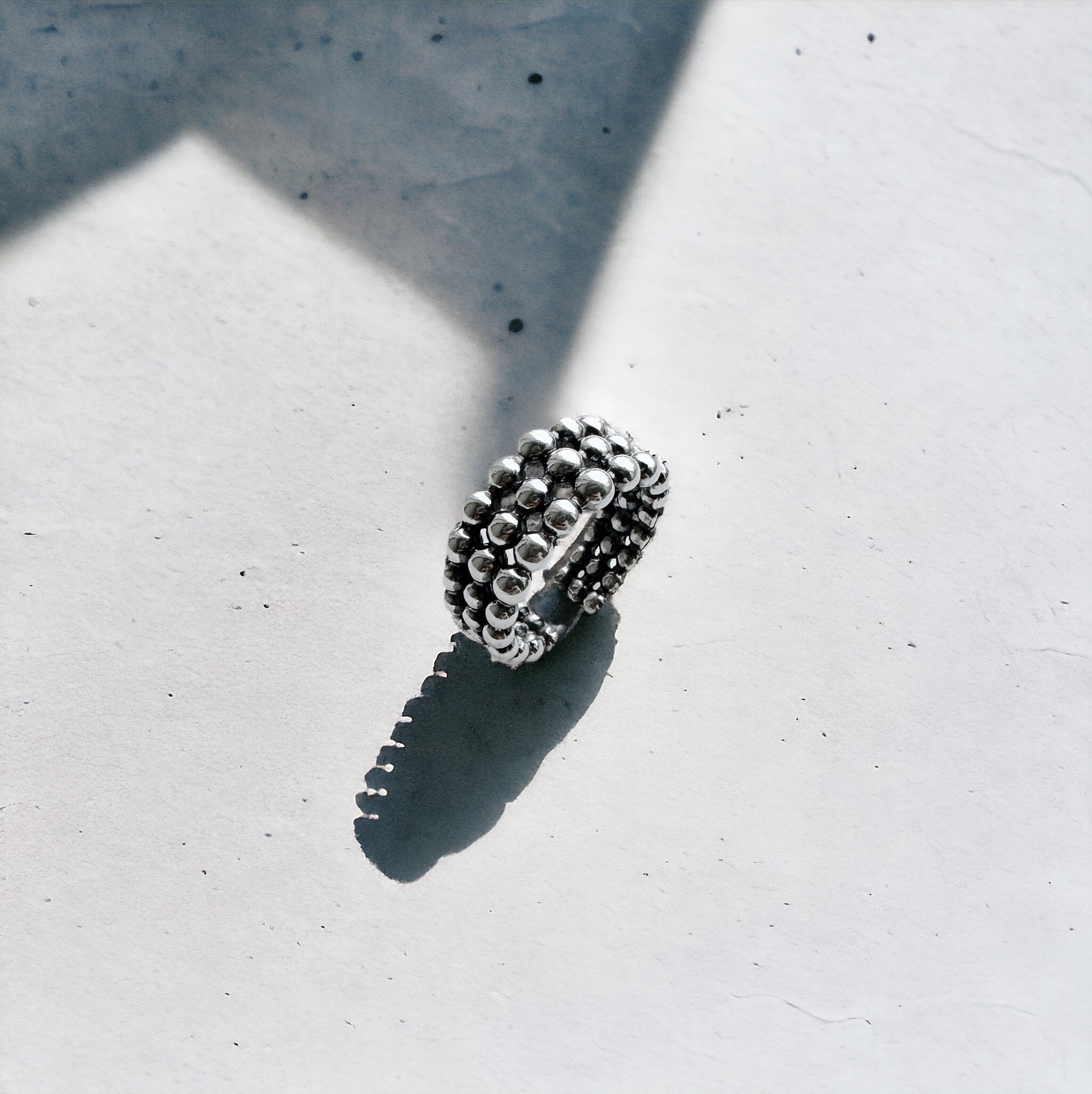 Anillo Trio Pelotitas