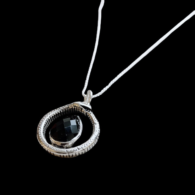 Colgante Ouroboros Gota Onix Briolette