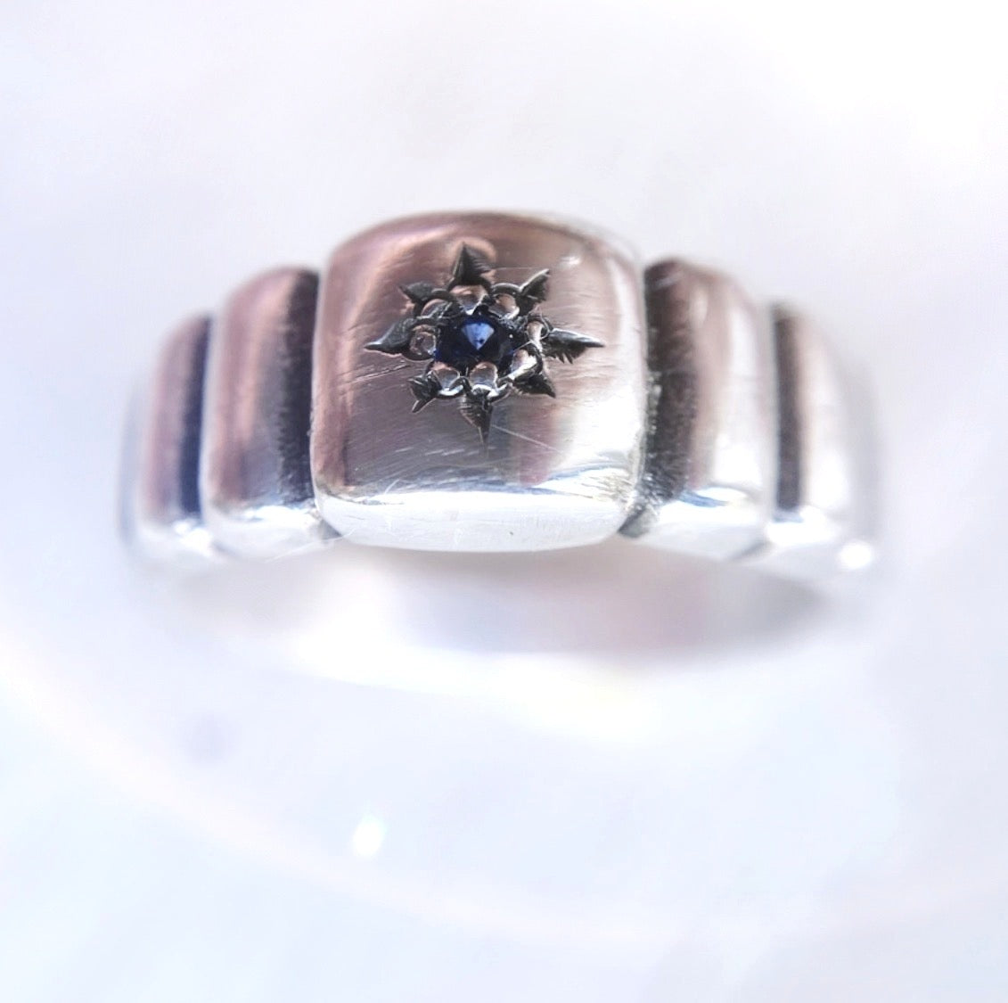 Anillo Empire