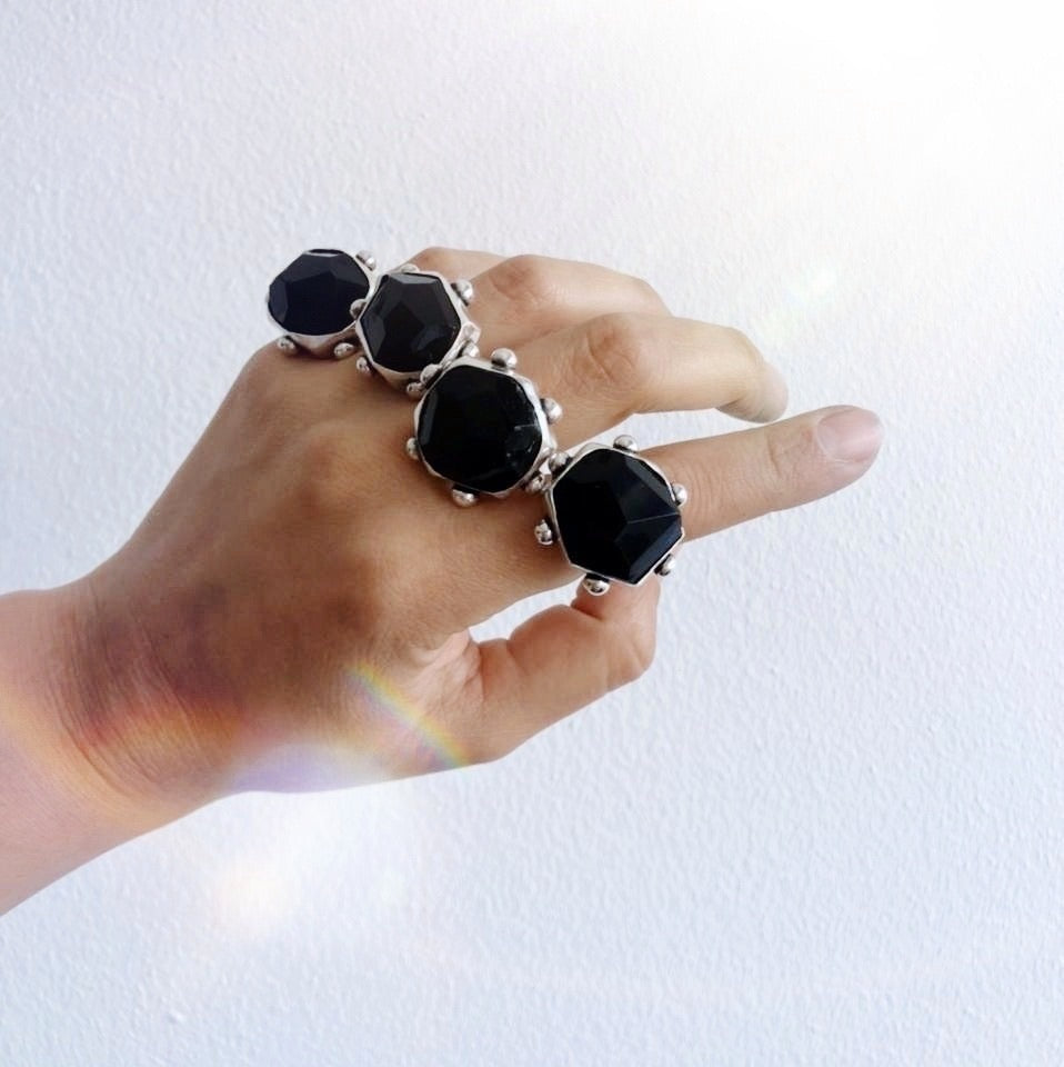 Anillo Desigual Rock Obsidiana