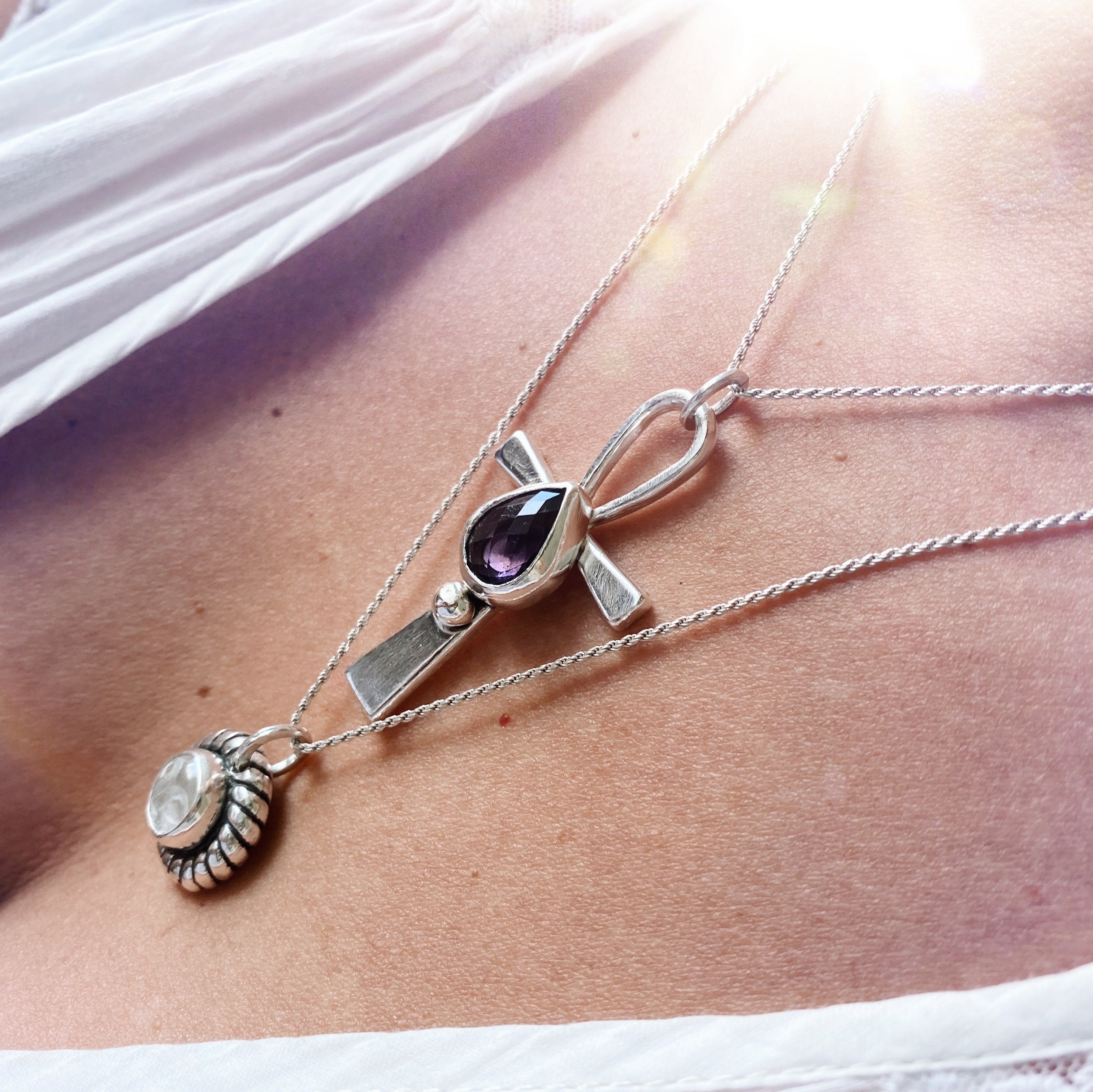 Colgante Cruz Ankh / Gota Amatista