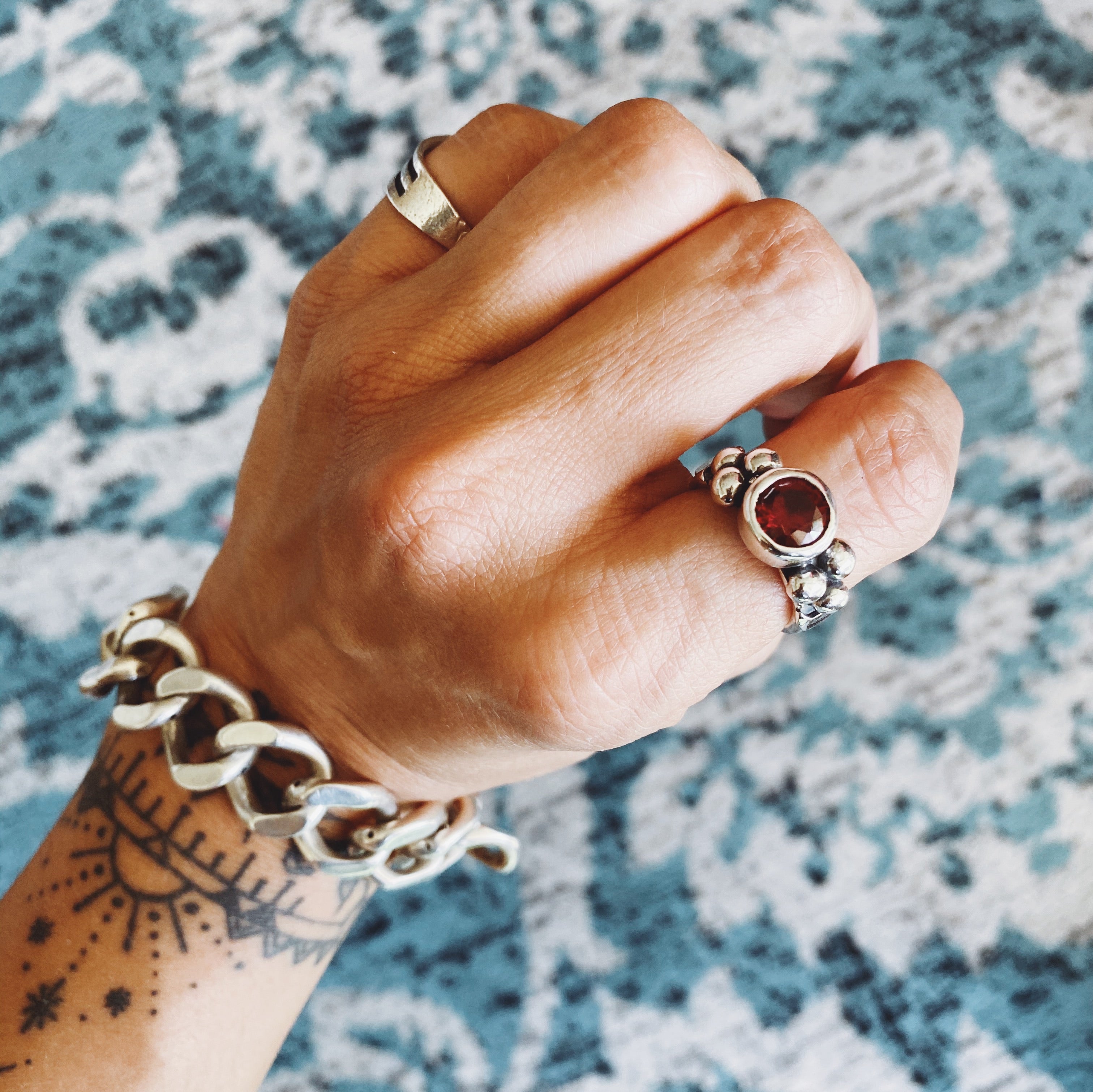 Anillo Elisa Lunar Rubi