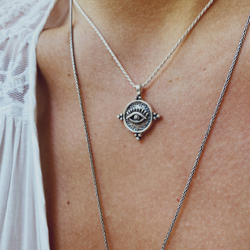 Collar Medalla Lucky eye
