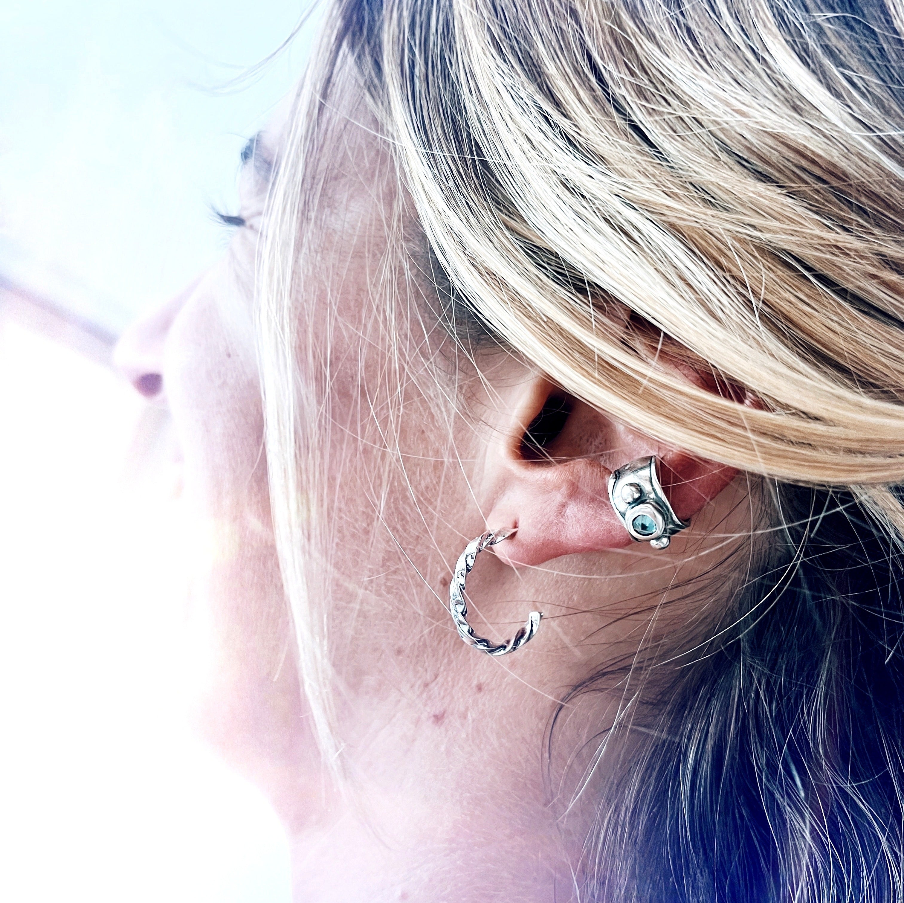 Ear Cuff Waves - Varias piedras
