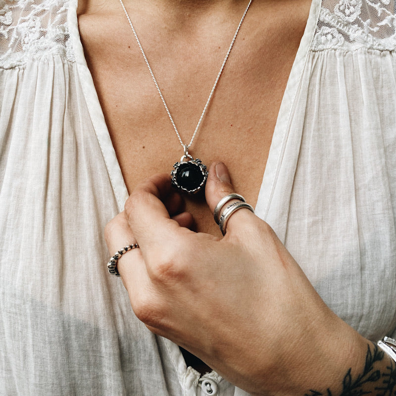 Colgante Halo Persefone Obsidiana