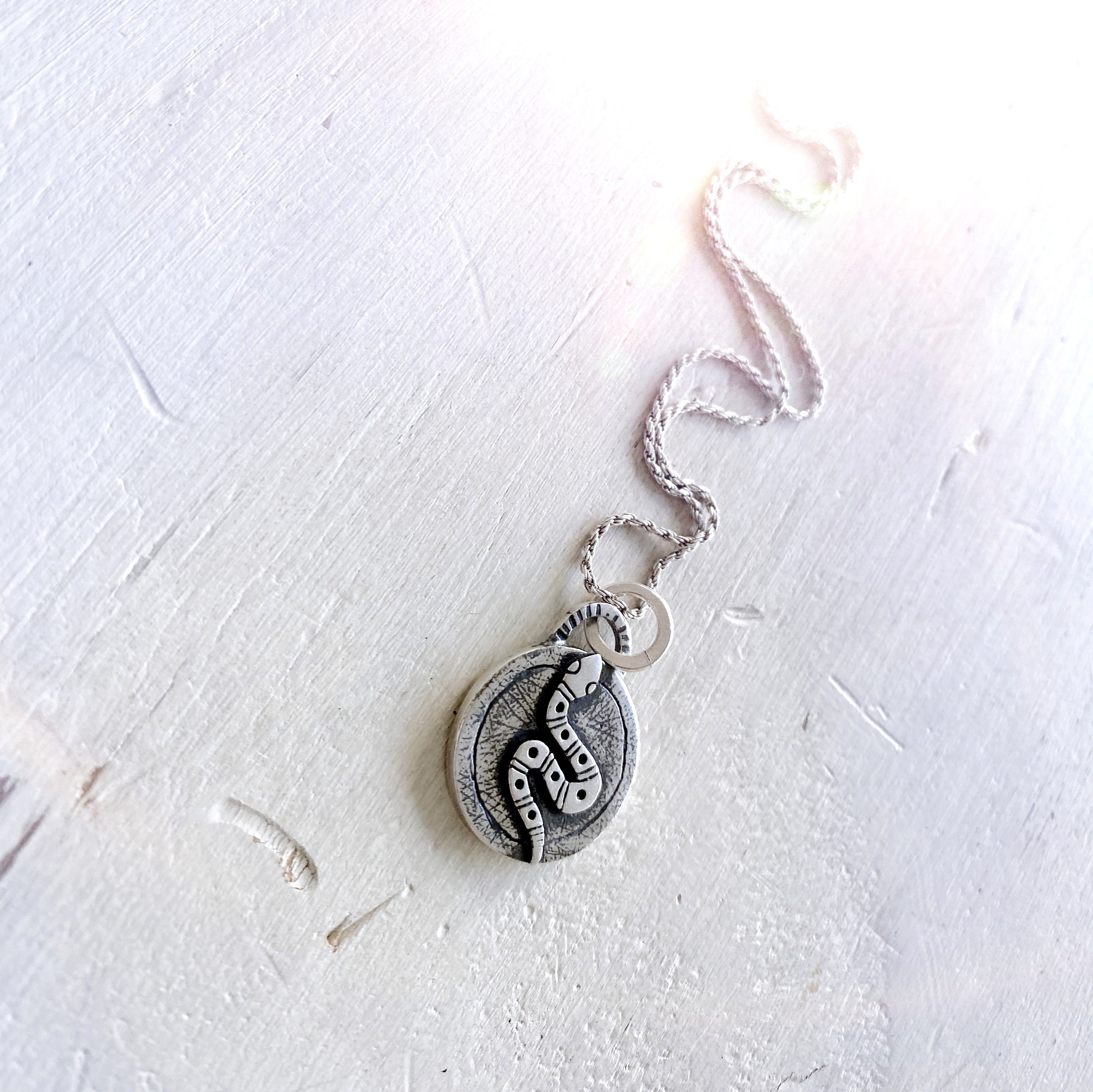 Colgante Medalla Serpiente