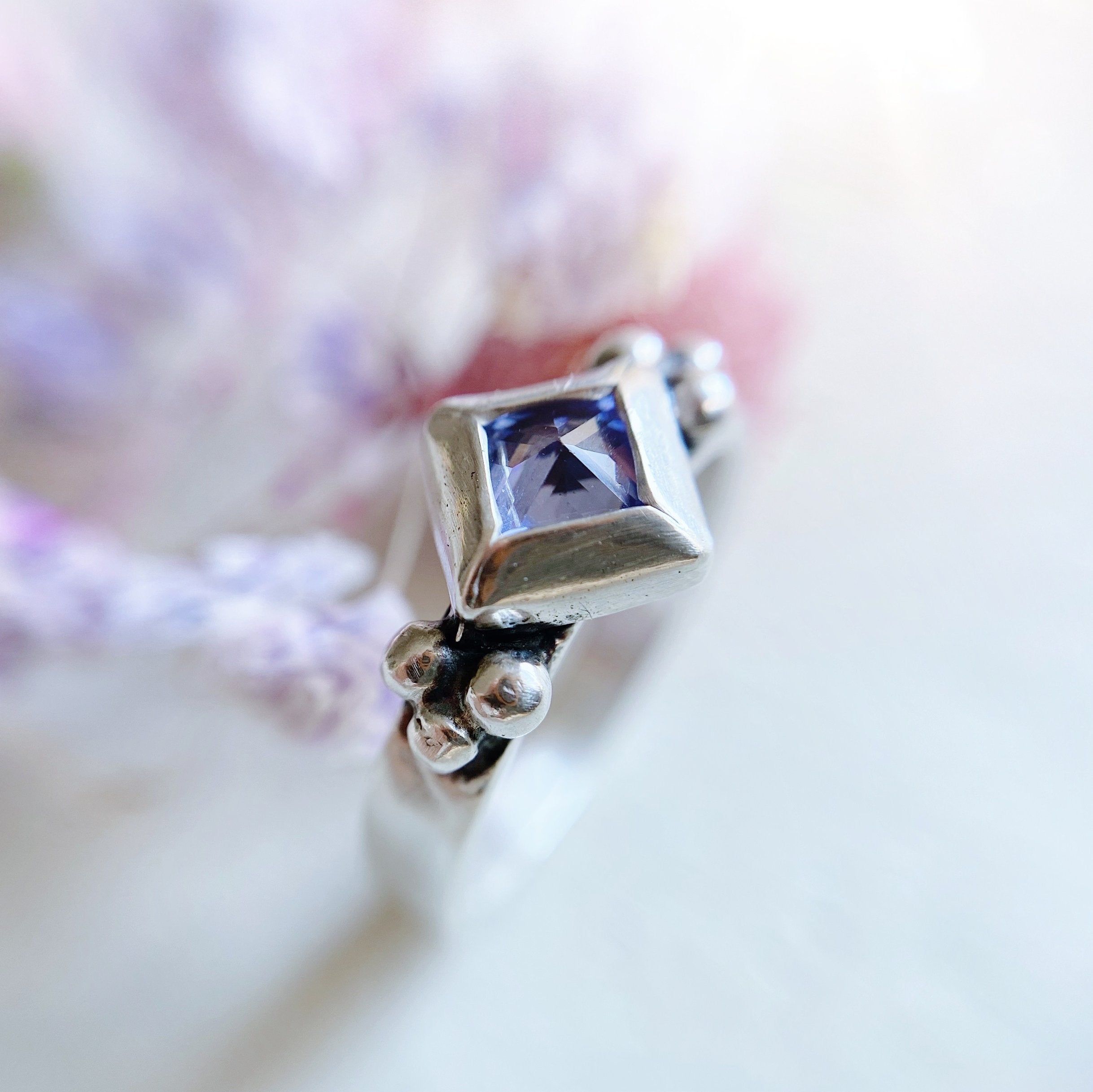 Anillo Elisa Rombito + piedra a elección