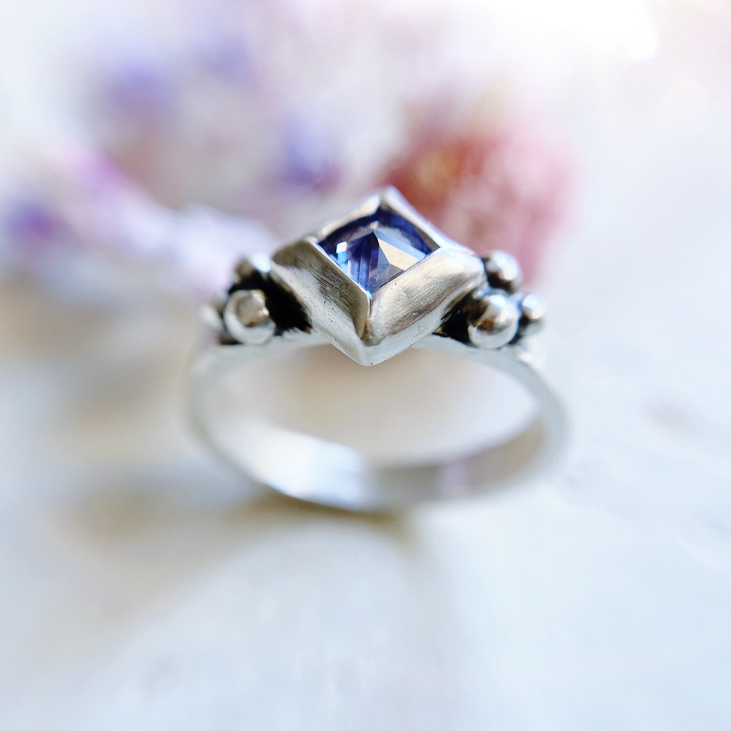 Anillo Elisa Rombito + piedra a elección