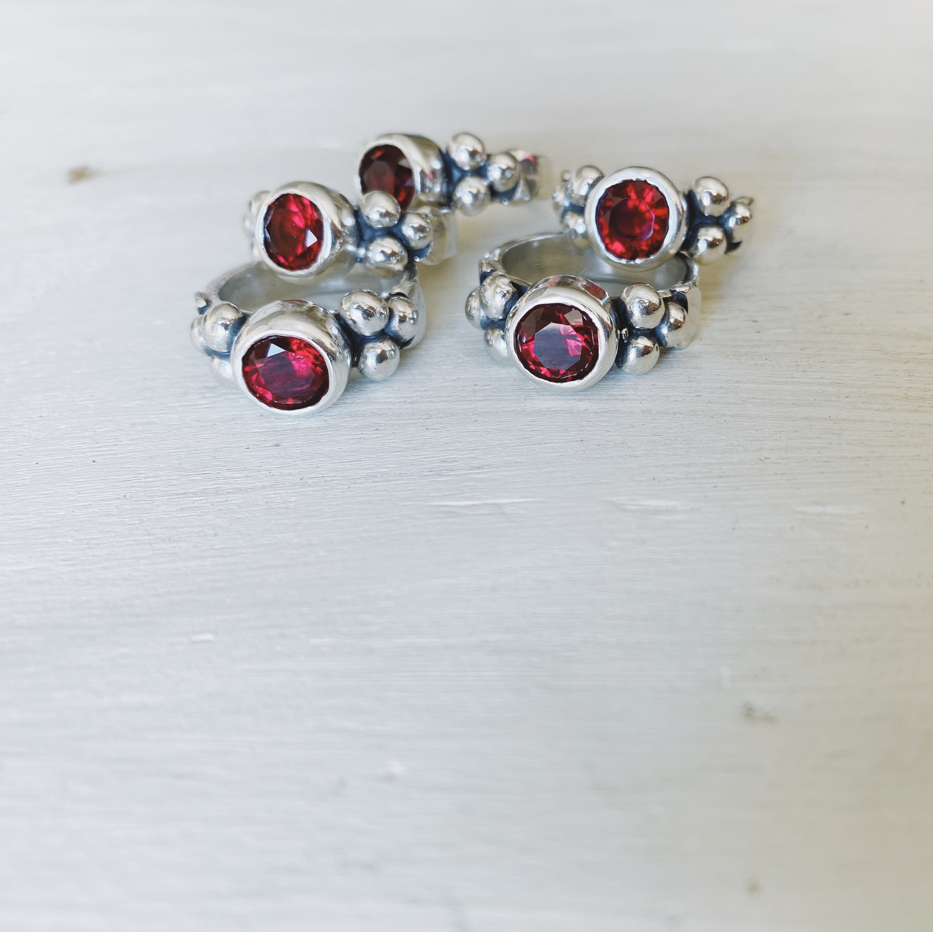 Anillo Elisa Lunar Rubi