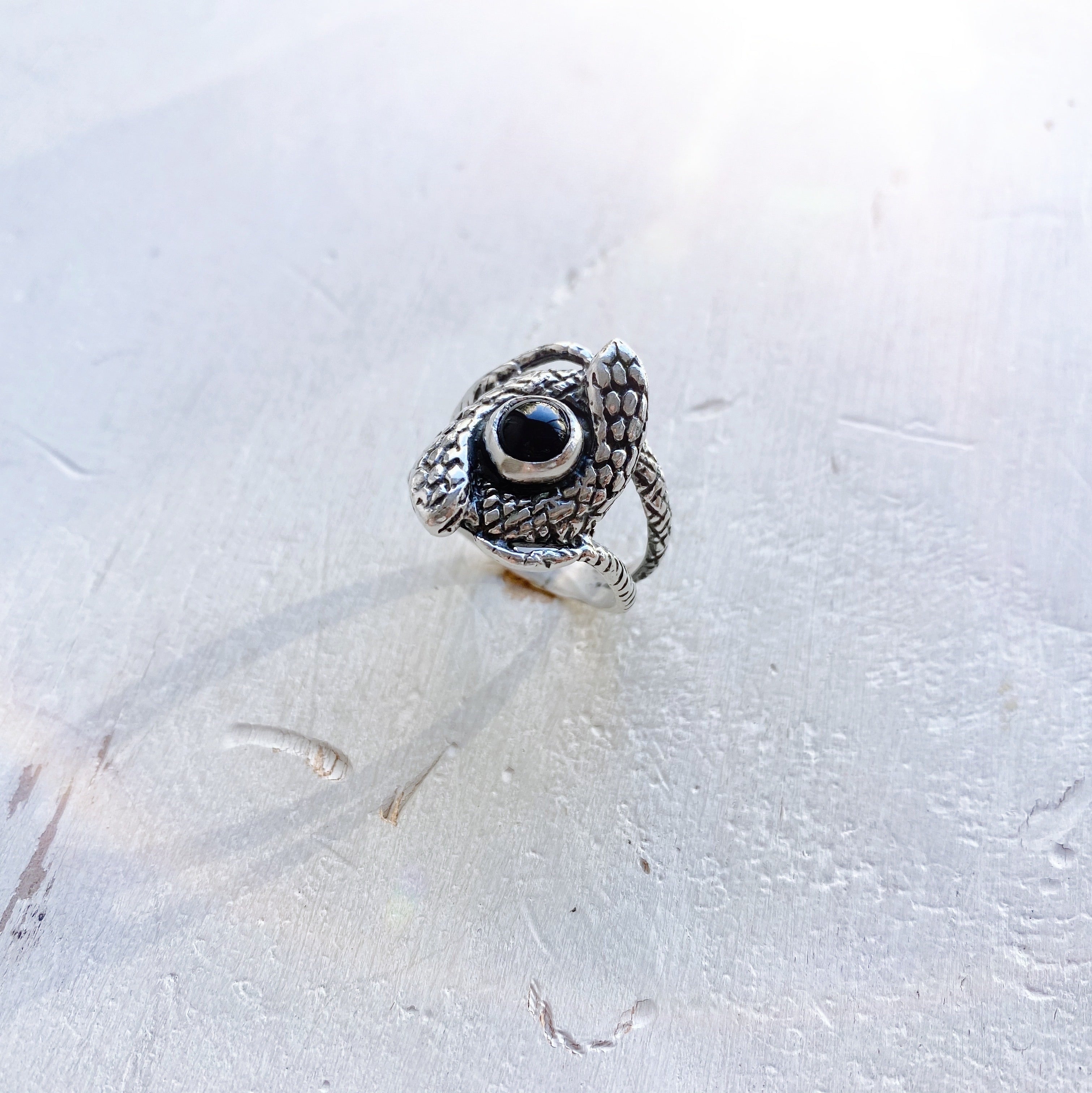 Anillo Reptilia + Piedra a elección